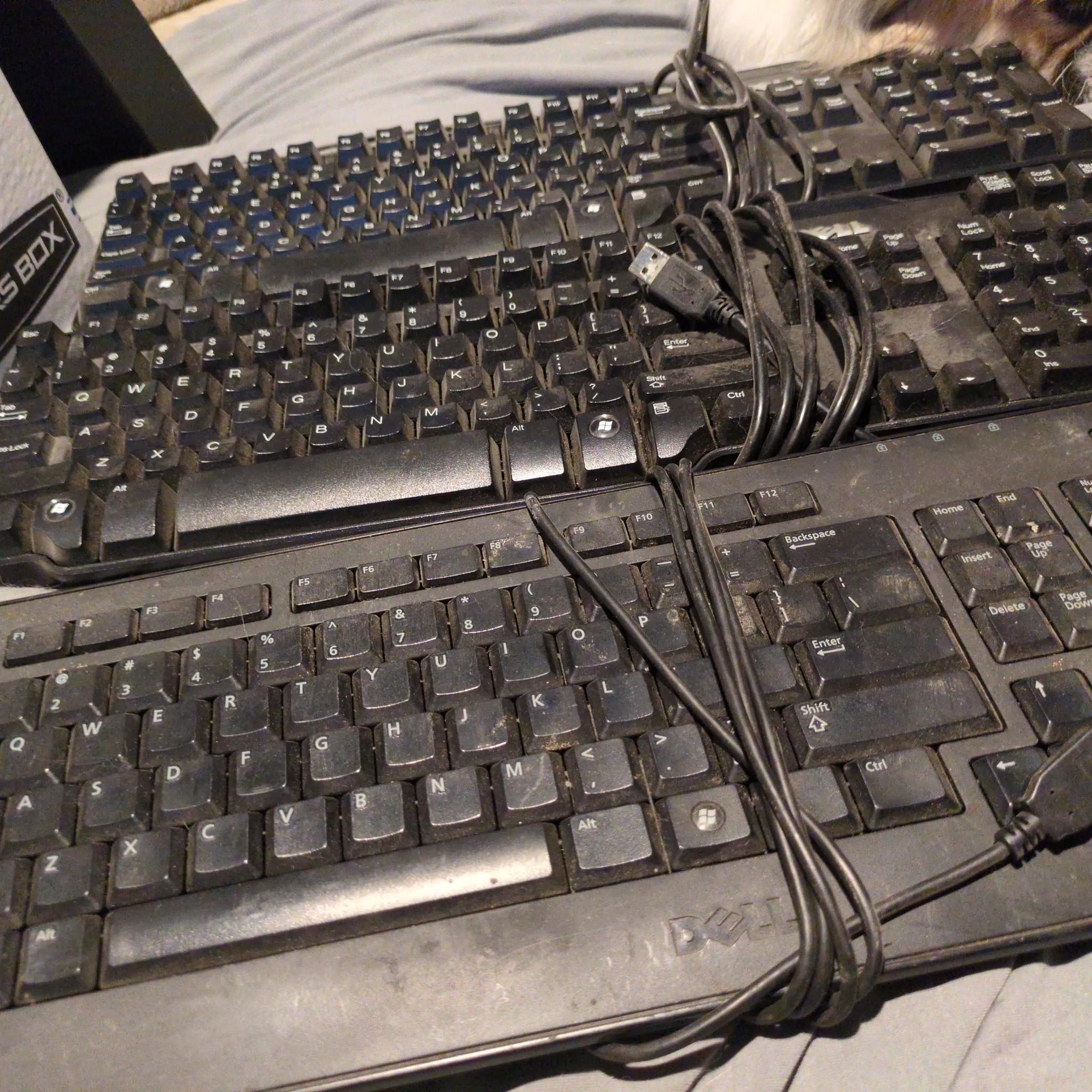 3x Dell Keyboard