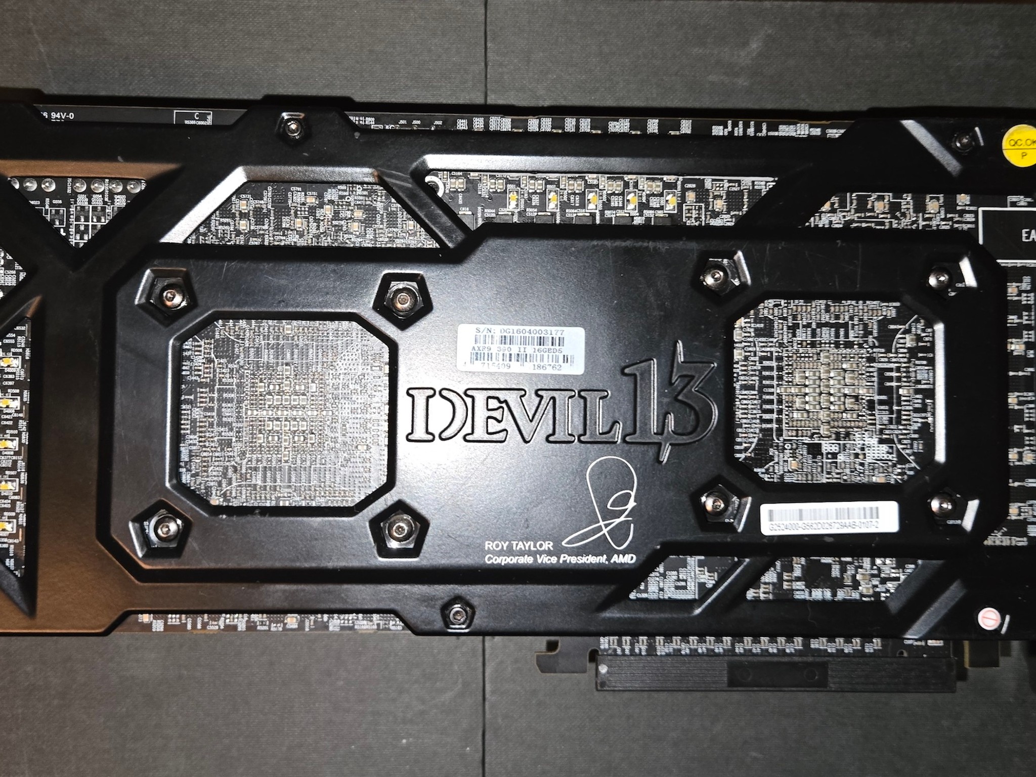 Power Color Devil 13 390 Dual 16gb GPU Rare