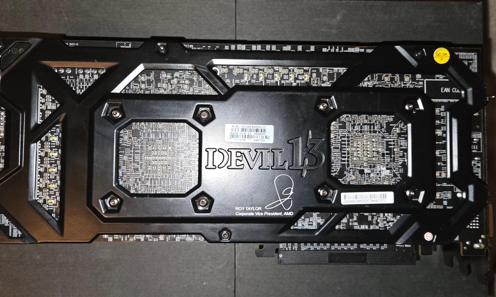 Power Color Devil 13 390 Dual 16gb GPU Rare