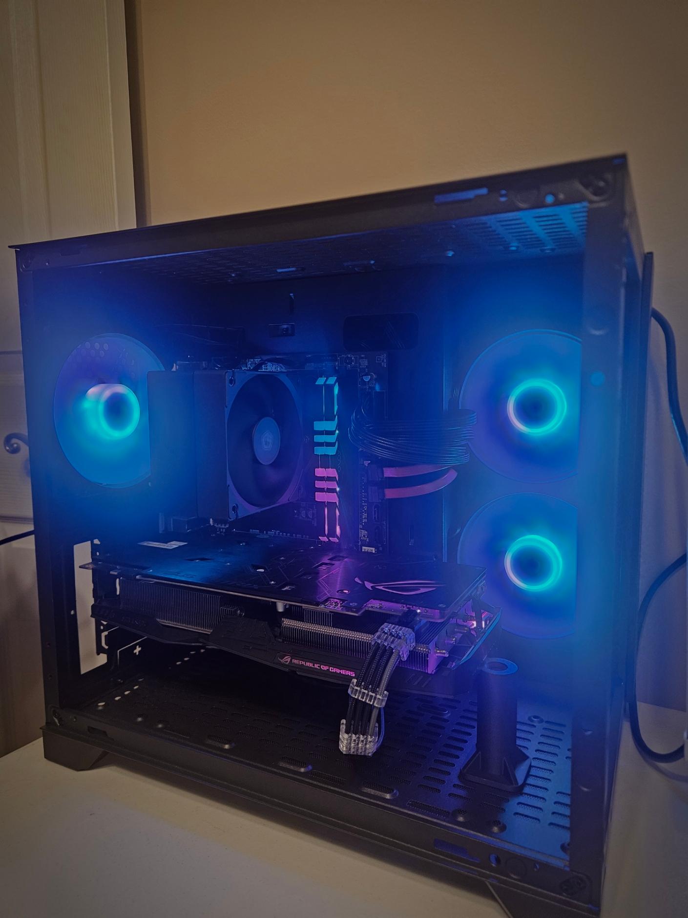 GTX 1070 TI, Ryzen 5 5500, 16 GB DDR4, Sleek Black Design with RGB