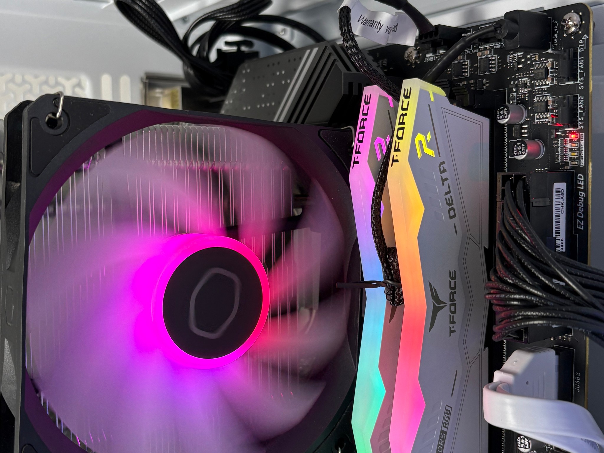 //ICEBERG V2// - RTX 5070, i5 14400F, 16GB DDR5, 1TB SSD Whiteout Gaming PC by EXT PCs