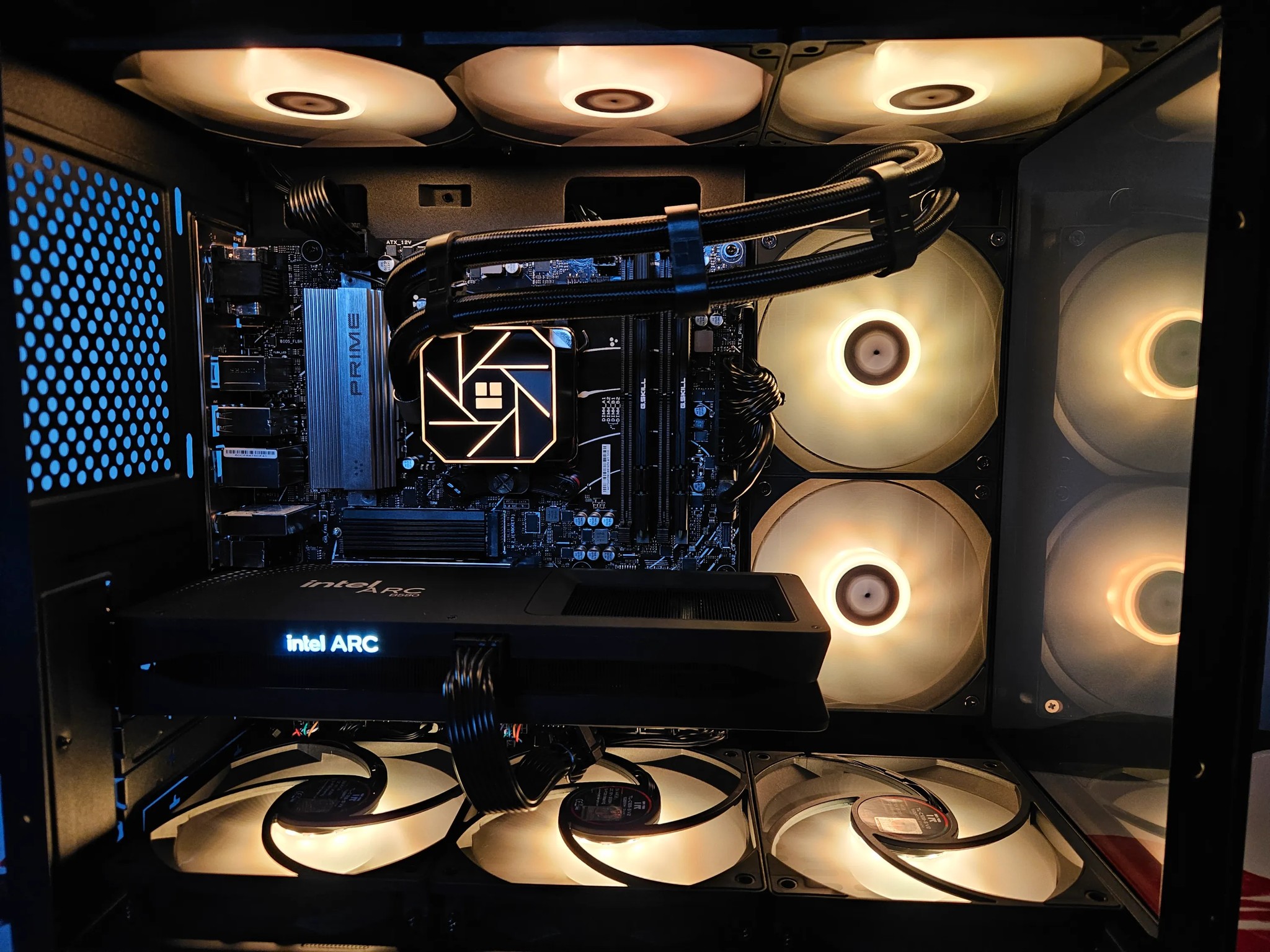 Limited time 2TB SSD UPGRADE! Liquid cooled Ryzen 5 / 32GB DDR5 / 2TB SSD / Intel ARC B580 12GB