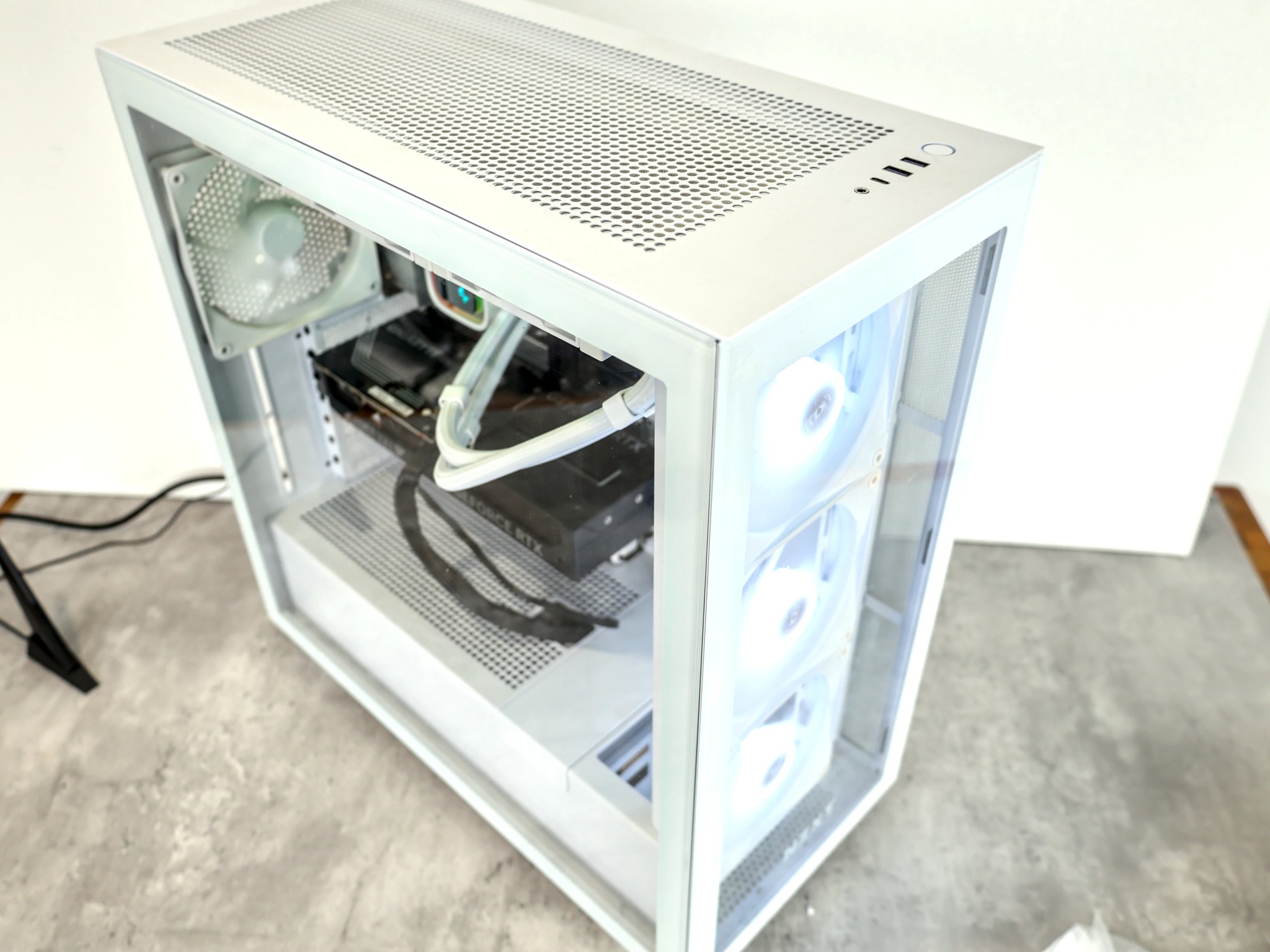 High-End 1440p/4K Ready Productivity/Gaming 13900KF+5070 PC