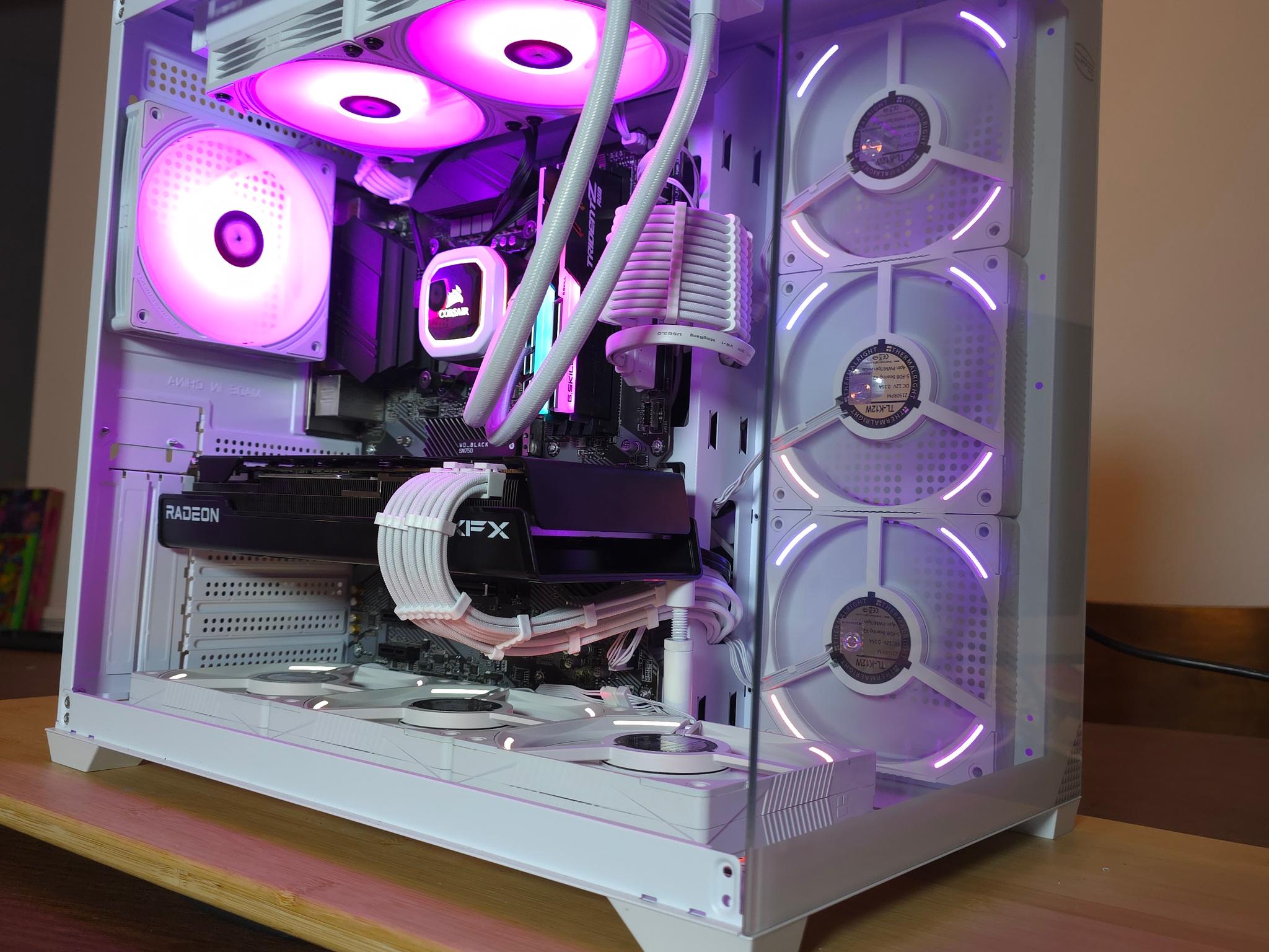 🔥 RTX 7800 XT Gaming PC | i7-10700K | 32GB RGB | 5TB Storage | White Build