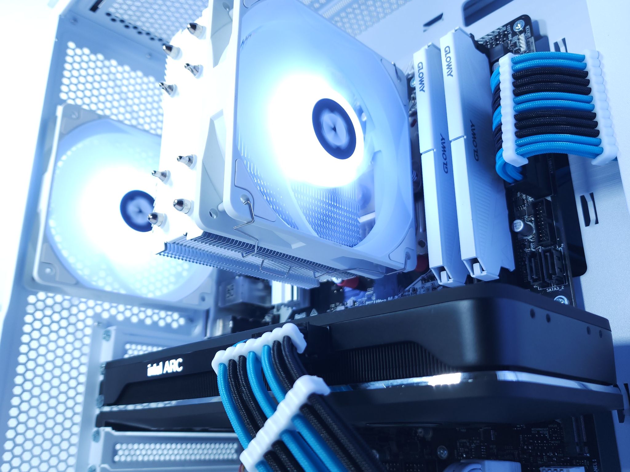 🤍🤍1080p Gaming | ARC A750 | Ryzen 5 5500 | 32GB 3200MHz | 1TB NVMe SSD