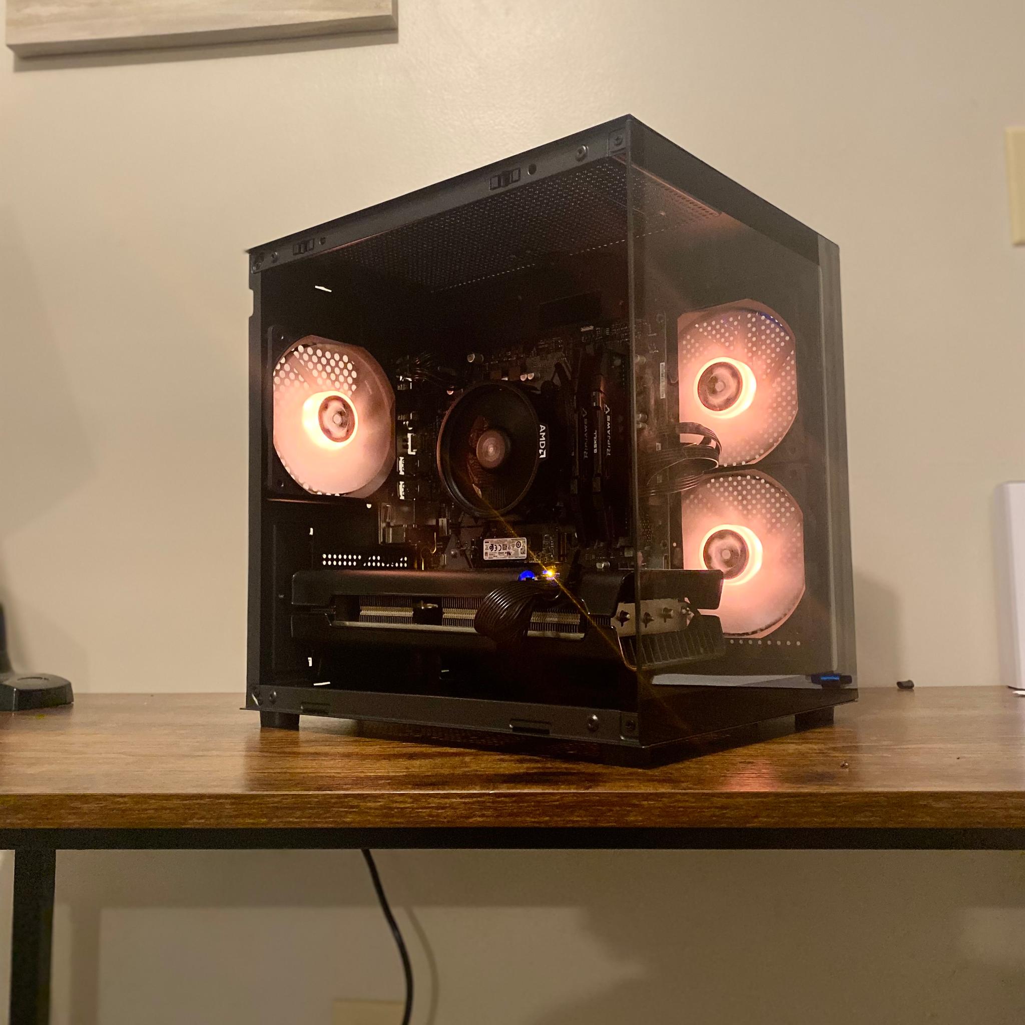 RX 5700xt | Ryzen 5 3600 | 16gb Ram | 512 Gb NVME ssd | wifi + windows 11