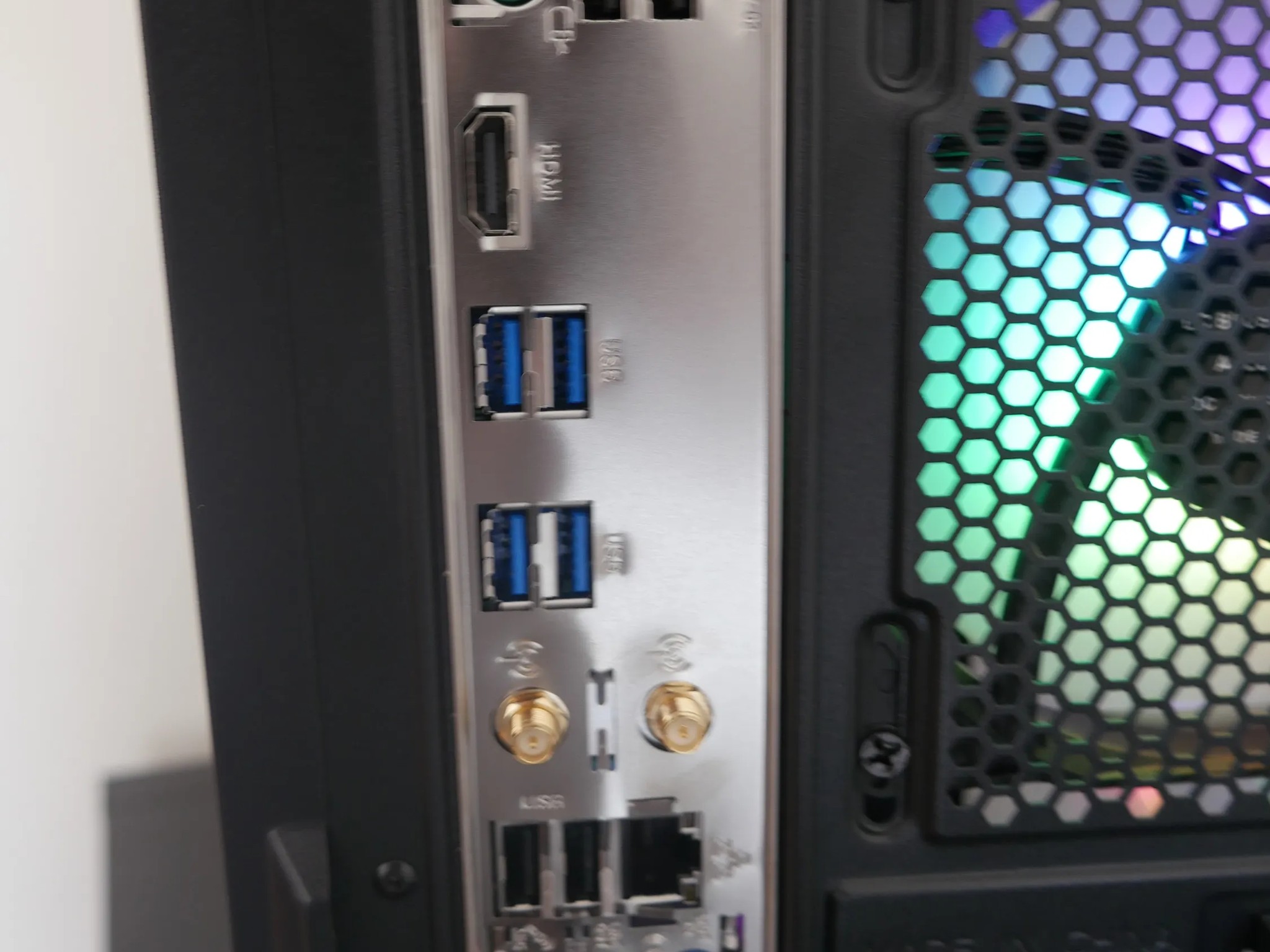 Gaming Computer PC Ryzen 5 5600G 16GB RAM 512GB NVMe SSD Vega 11 Graphics Windows 11 Pro WIFI/BT RGB