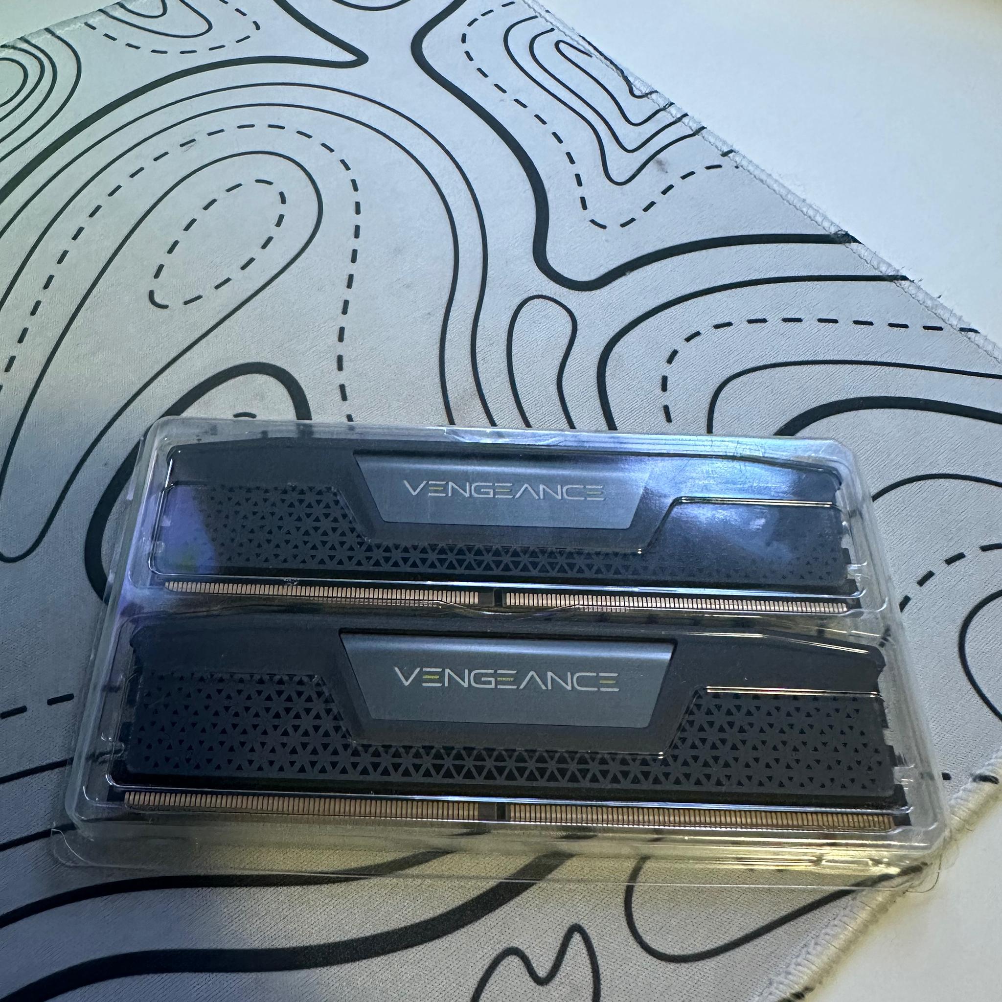 **NEED SOLD ASAP** 32GB Corsair Vengeance DDR5 Ram (4800MHZ)