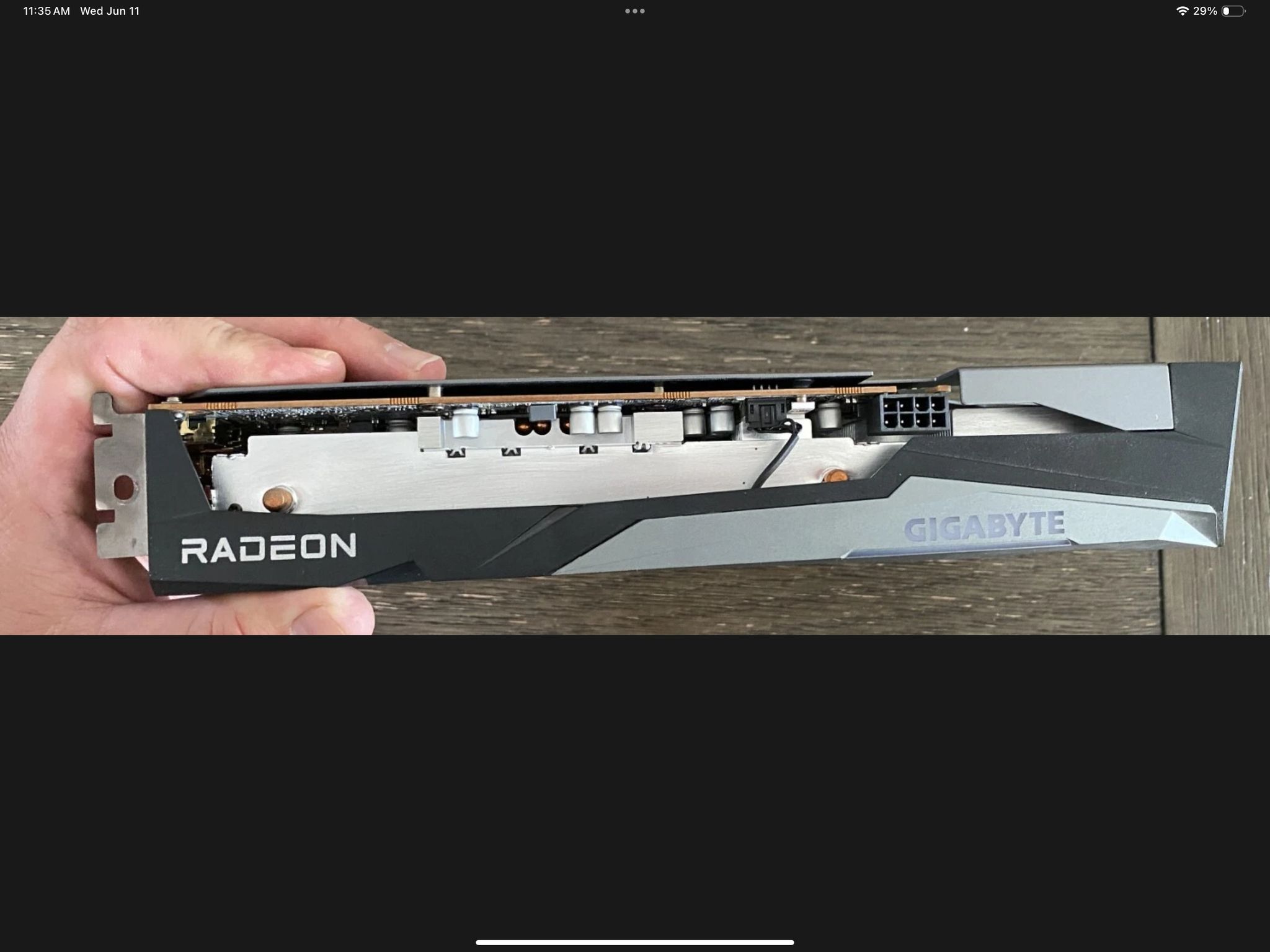 Gigabyte Radeon RX 6600 XT OC 8GB GPU