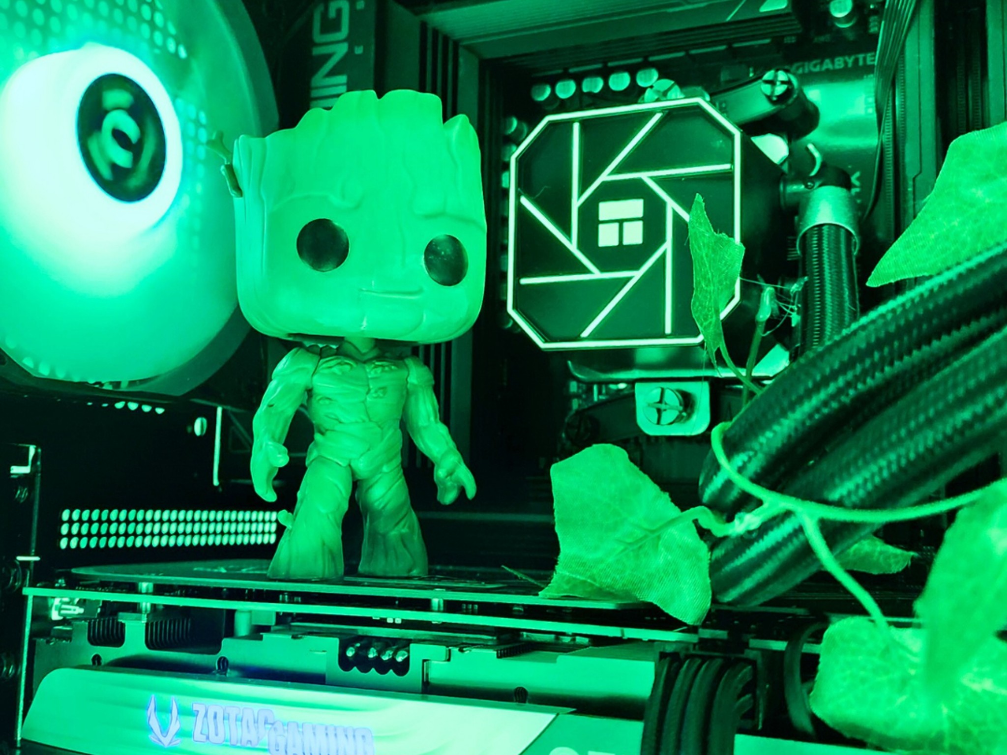 🌱 Groot 🌲: RTX 4070 | Ryzen 5 7500F | 32GB DDR5 RAM | 1TB SSD | 5 RGB Fans | Green RGB Gaming PC
