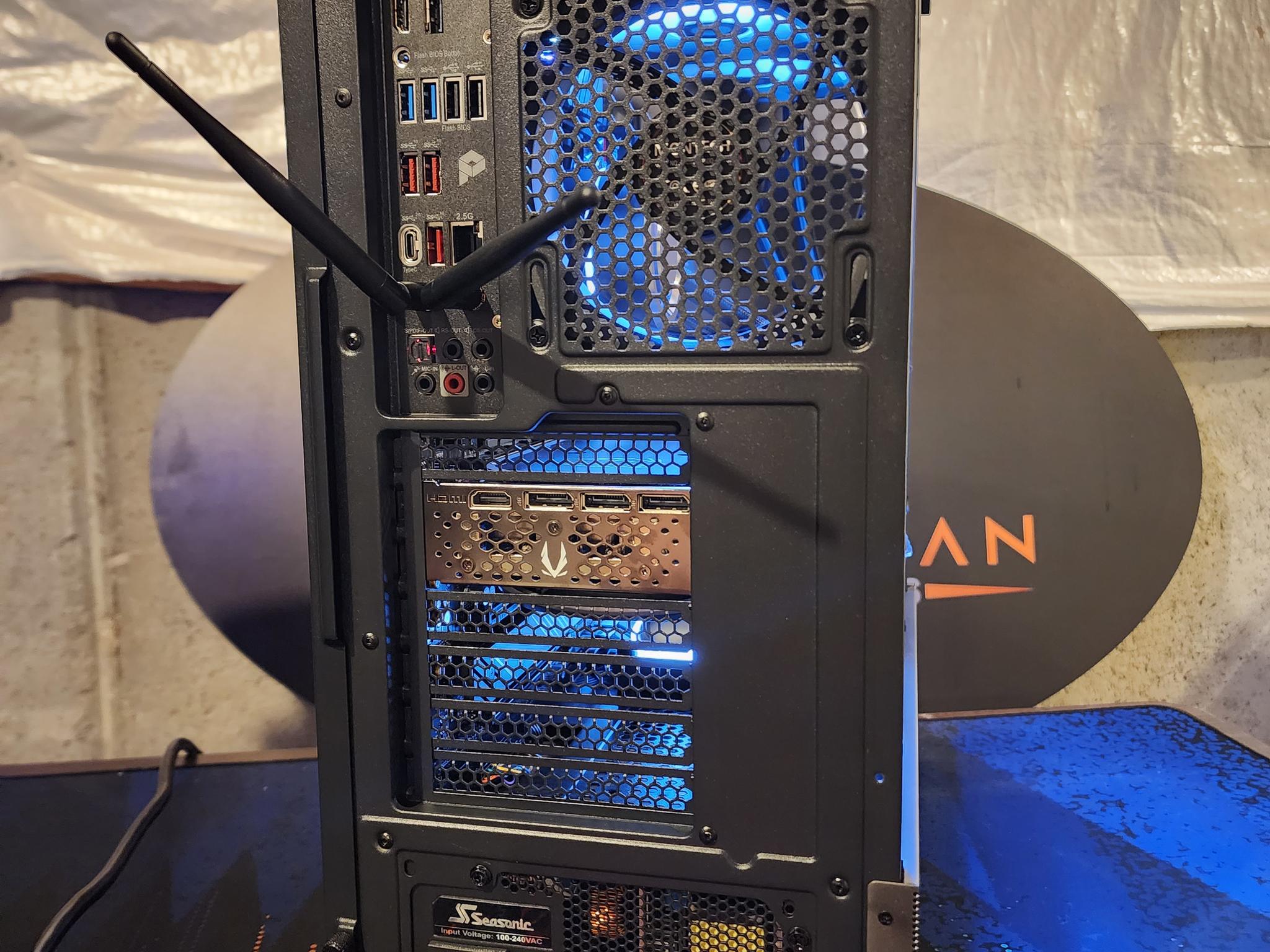 RTX 4070 / i7-13700K - Custom Gaming PC