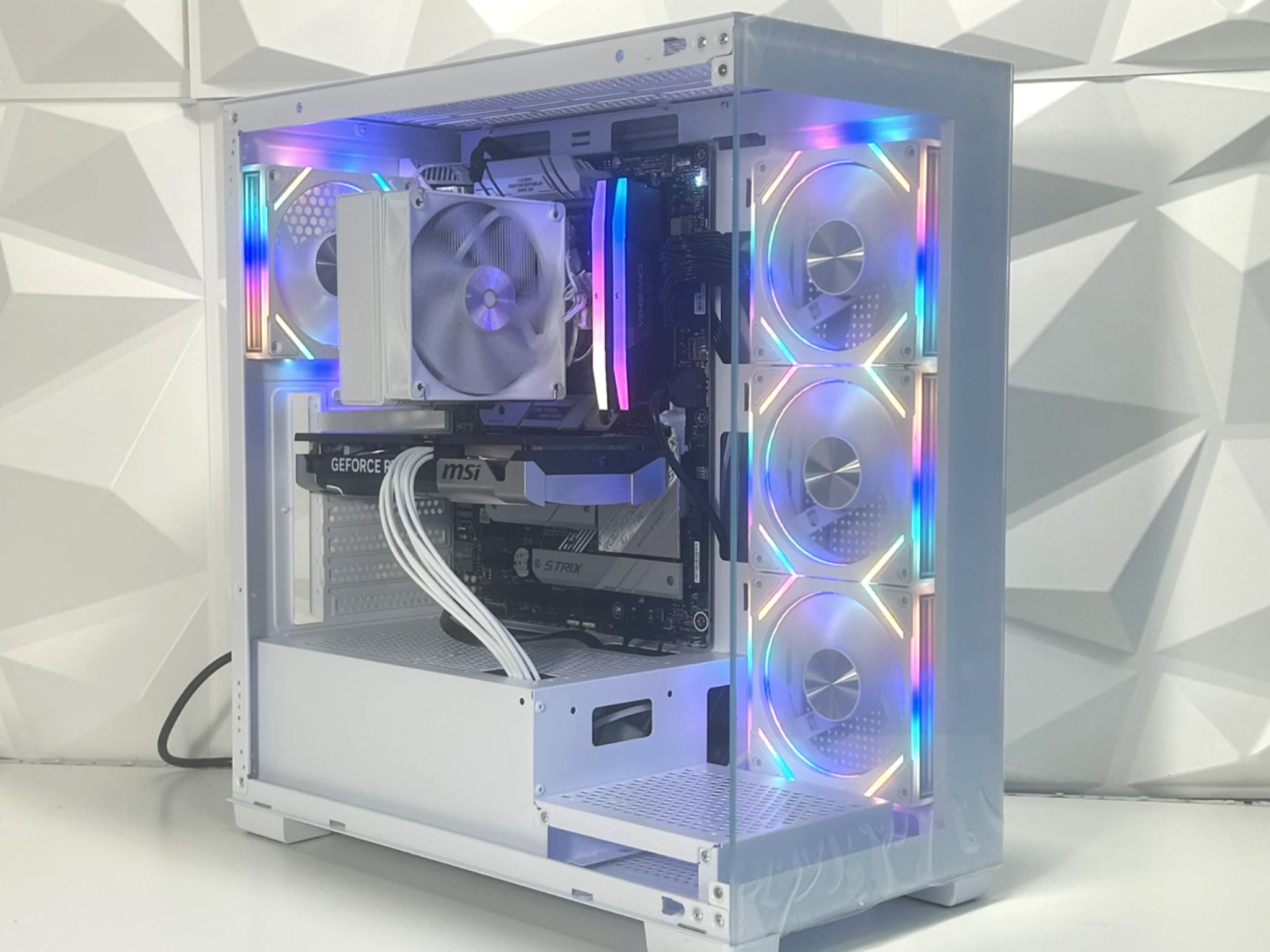 RTX 5060 Ti🥶🧊//Light Valley// - Ryzen 7 5800XT, RTX 5060 Ti 8GB, 32GB RAM, 1TB SSD🥶🧊