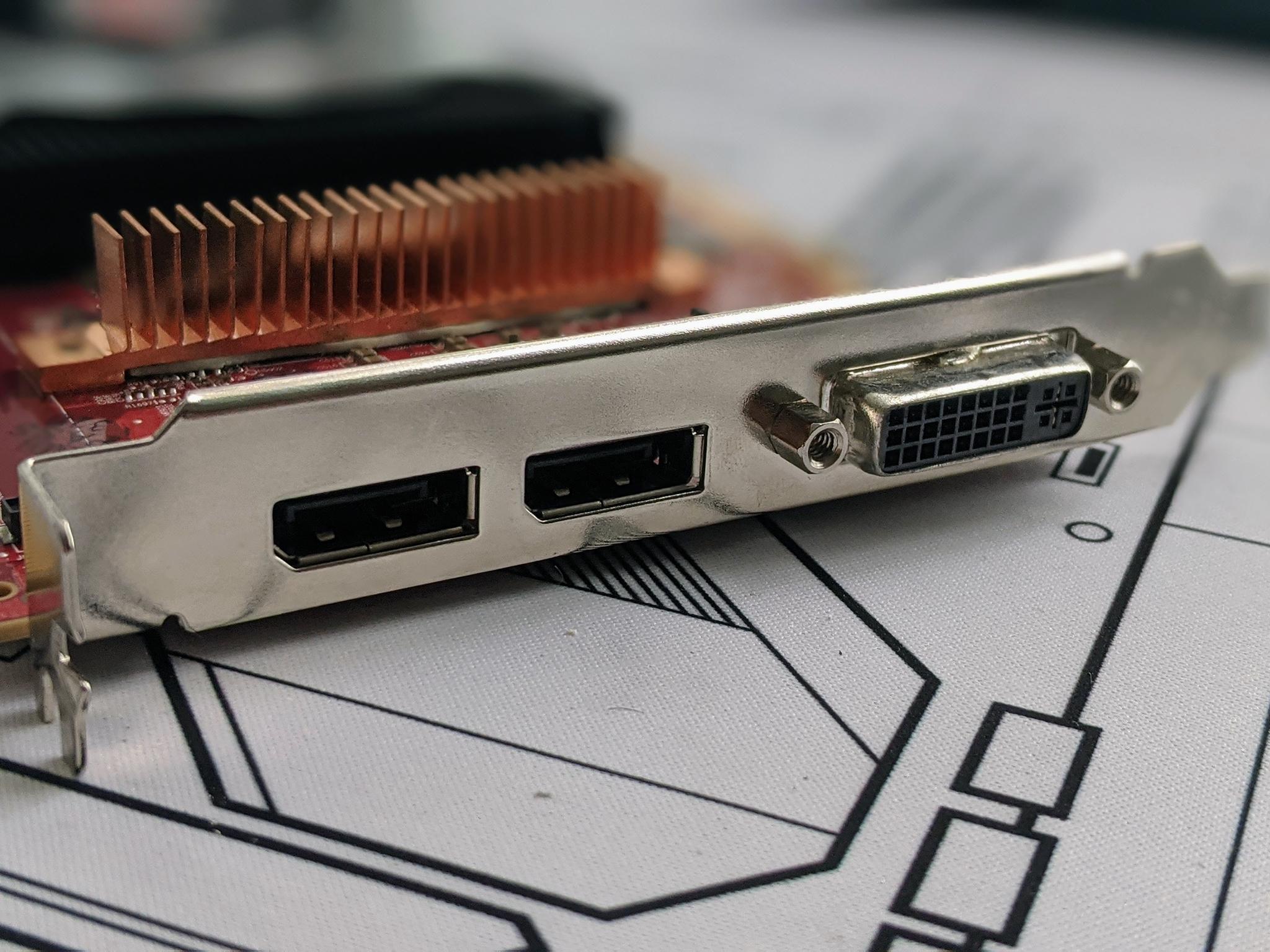 Dell AMD FirePro W5000 2GB GDDR5 Dual-DisplayPort DVI PCIe 3.0 Graphics Card