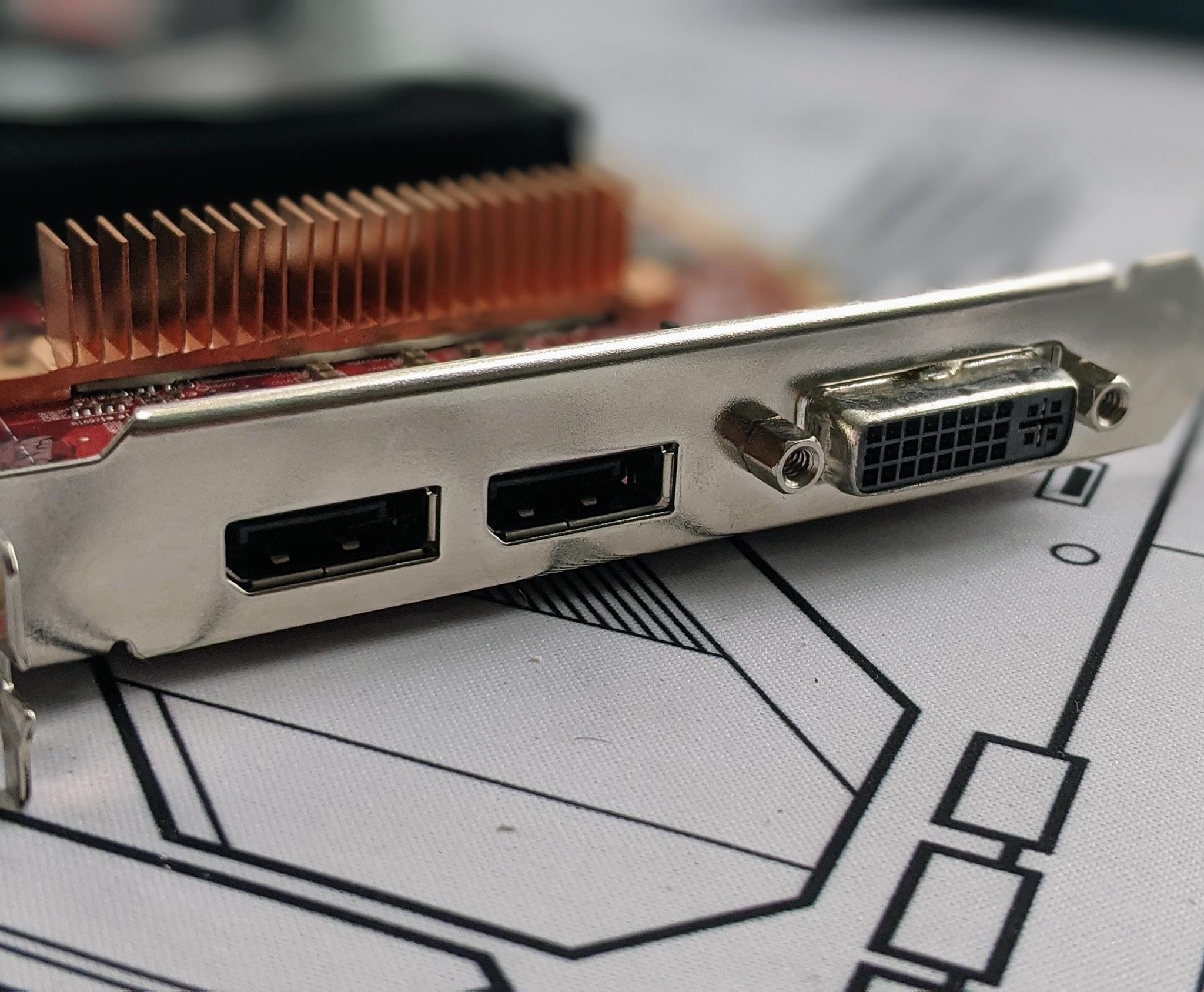 Dell AMD FirePro W5000 2GB GDDR5 Dual-DisplayPort DVI PCIe 3.0 Graphics Card
