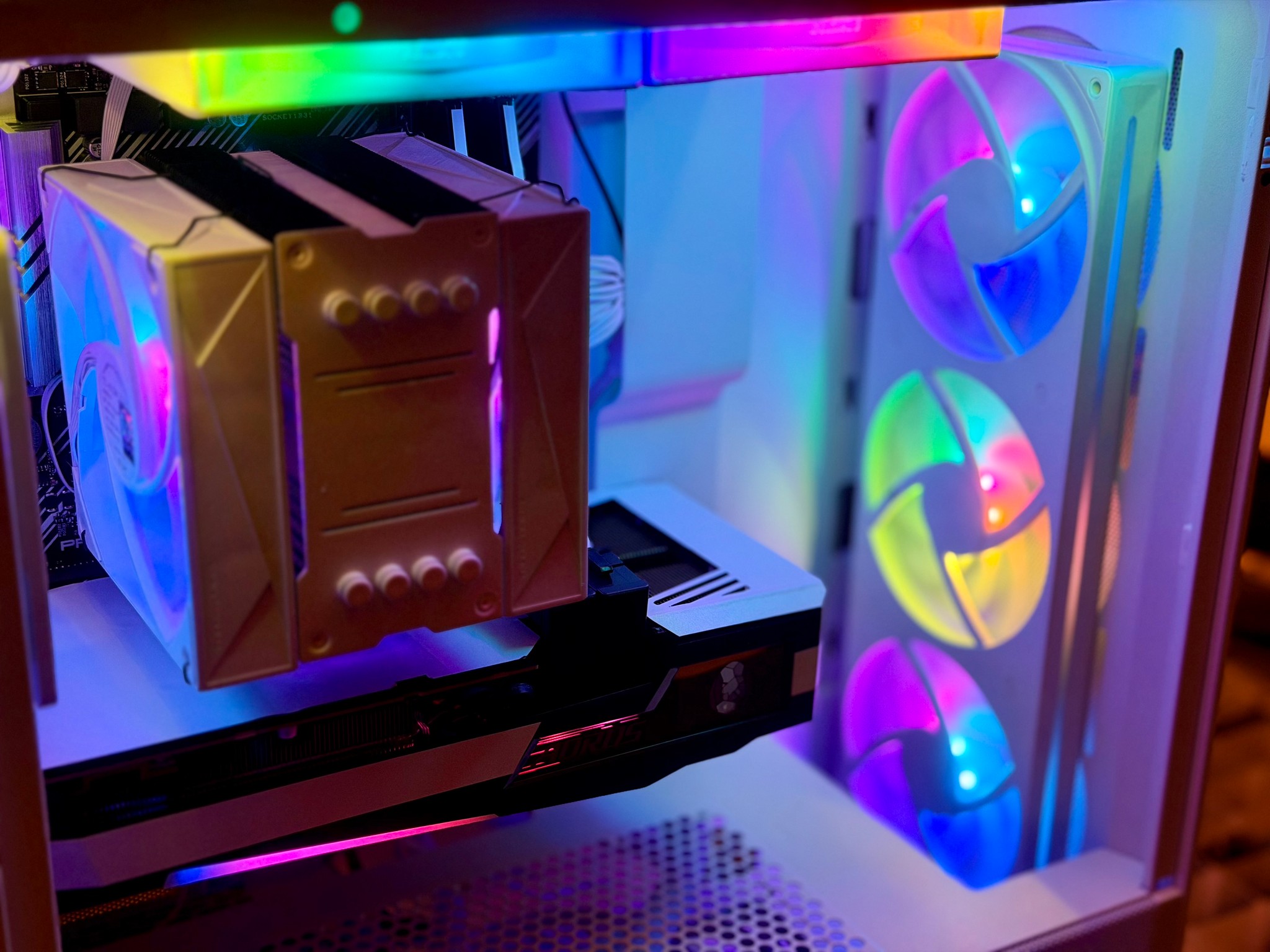 Gaming PC: Ryzen 5, RTX 3070, 1TB, 32GB, B550M, WiFi 6, NZXT H5 Flow RGB, White Build