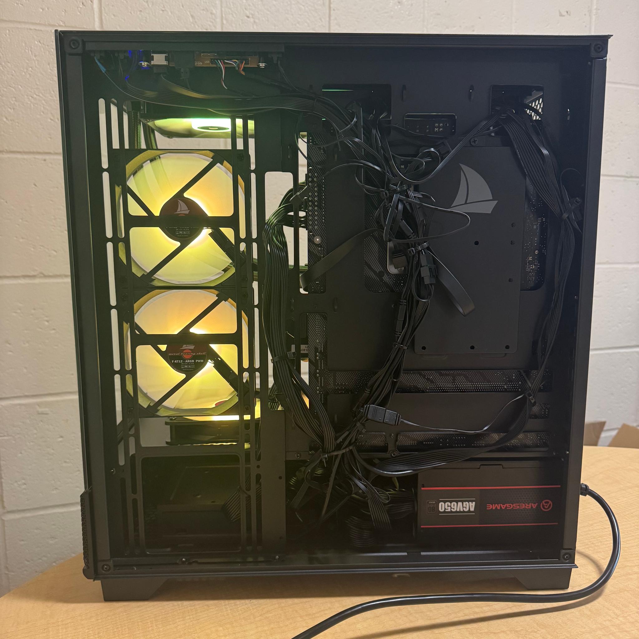 1440p Panoramic Gaming PC | RTX 2080 Ti 11GB | i7 8-Core | 32GB RAM | 2TB SSD | LCD Screen