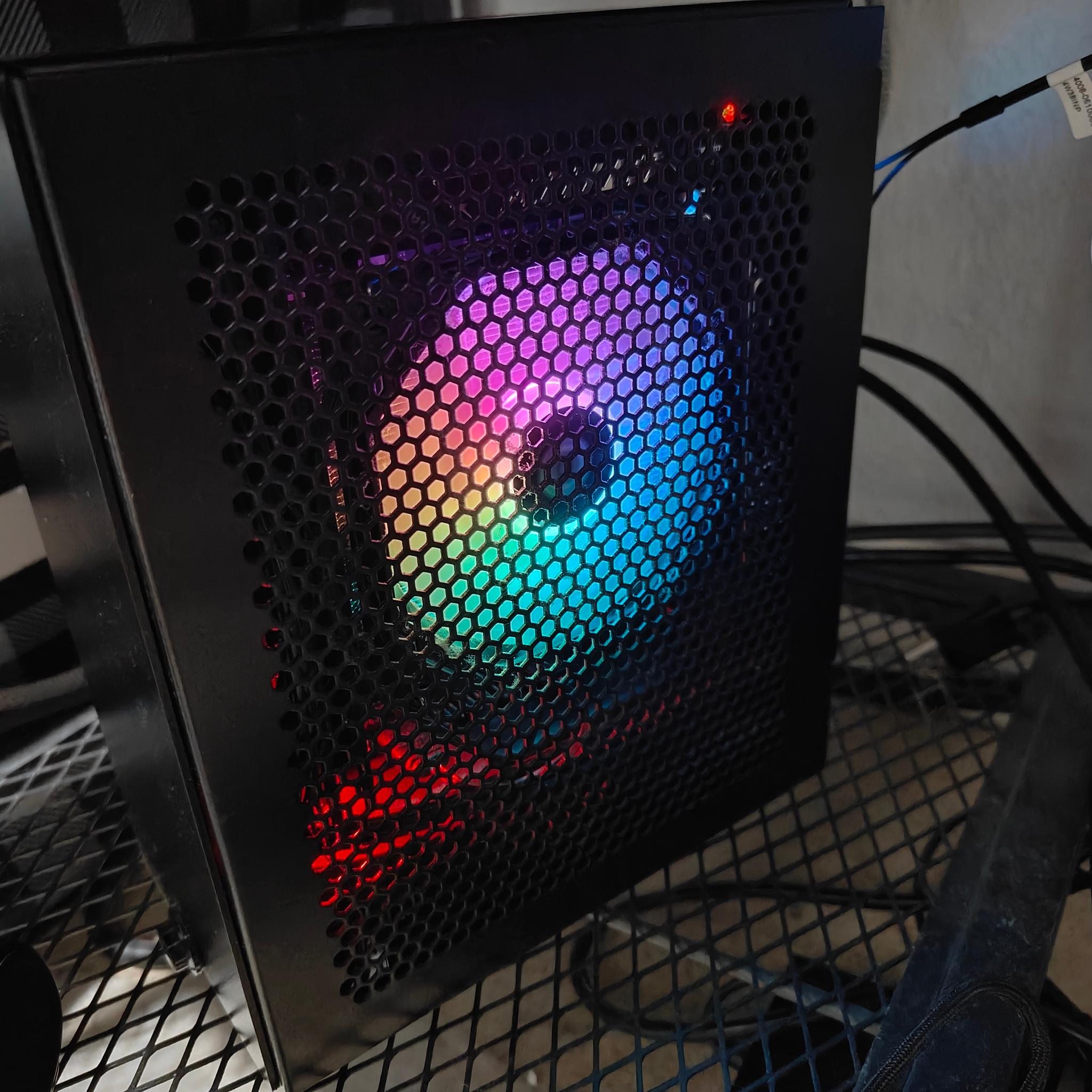 Ultra compact Max Performance Velka 3 ITX Build // R5-9600X + RTX 4070 Sakura