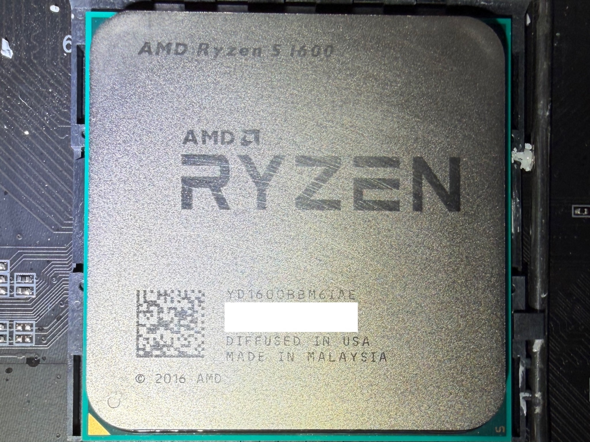 Gigabyte GA-AX370-GAMING 5 ATX AM4 Motherboard, Ryzen 5 1600, 32GB DDR4-2666