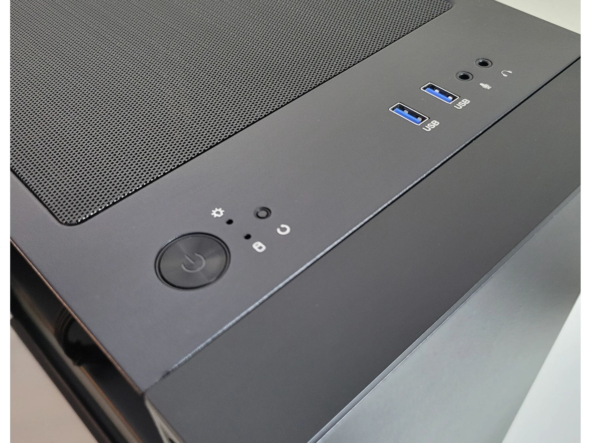 GTX 1660 Ti | Ryzen 5 4500 | Wi-Fi | Gaming PC