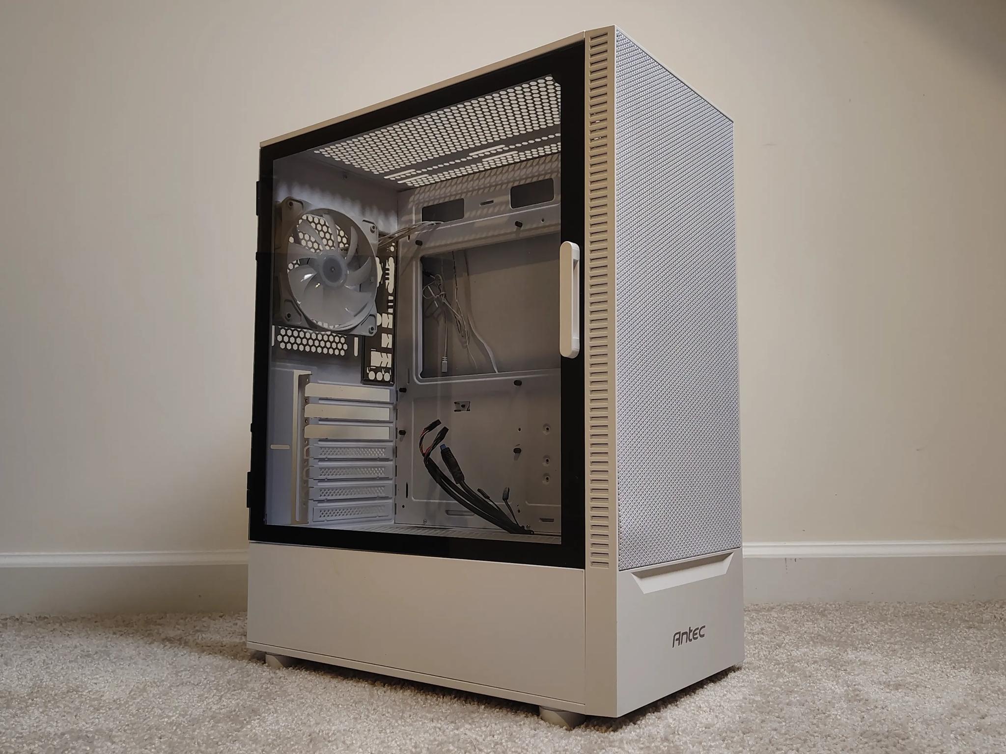READ Antec RGB Tower Case ATX