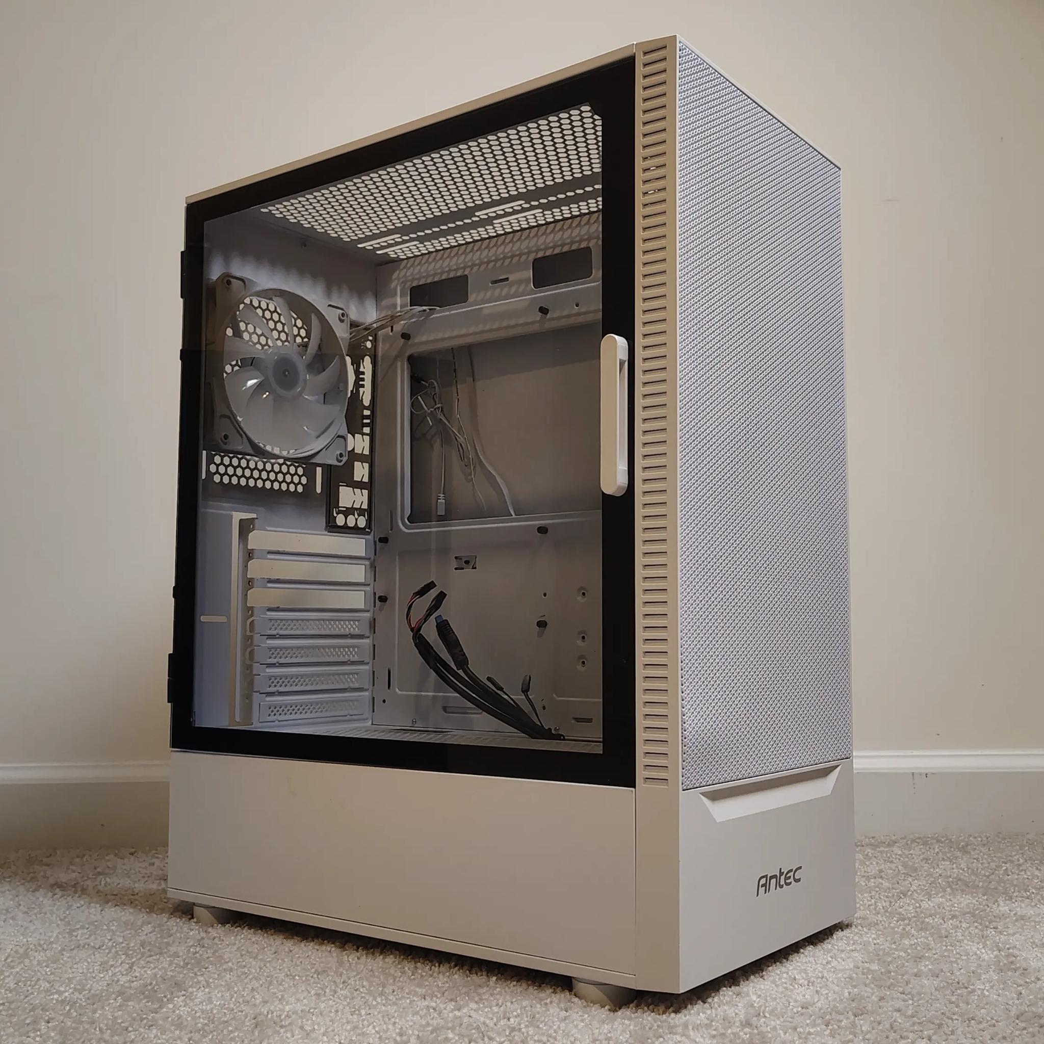 READ Antec RGB Tower Case ATX
