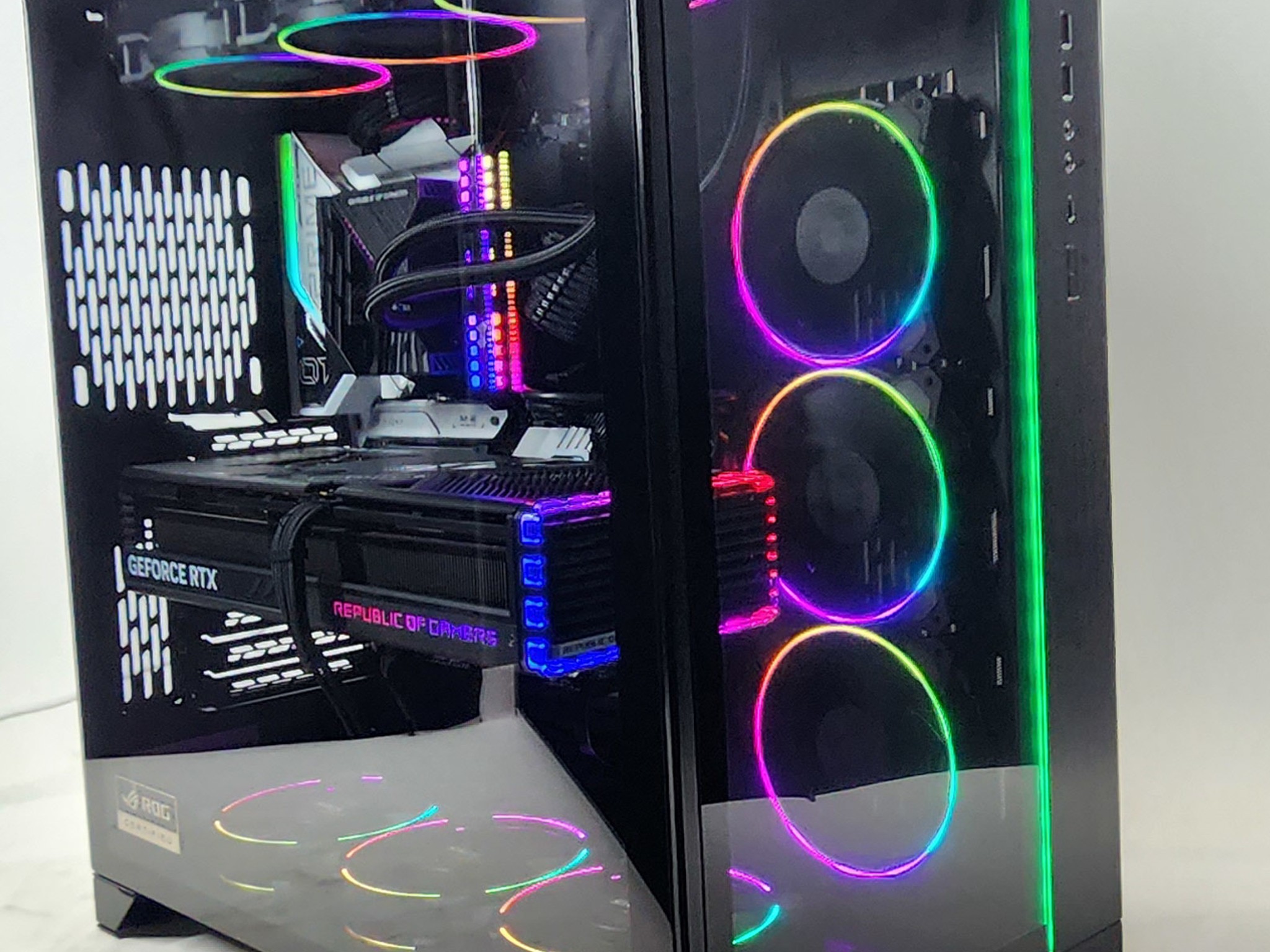 Gaming PC i9-13900KF 32GB RAM 2TB SSD RTX 4080 16GB Windows 11 Computer
