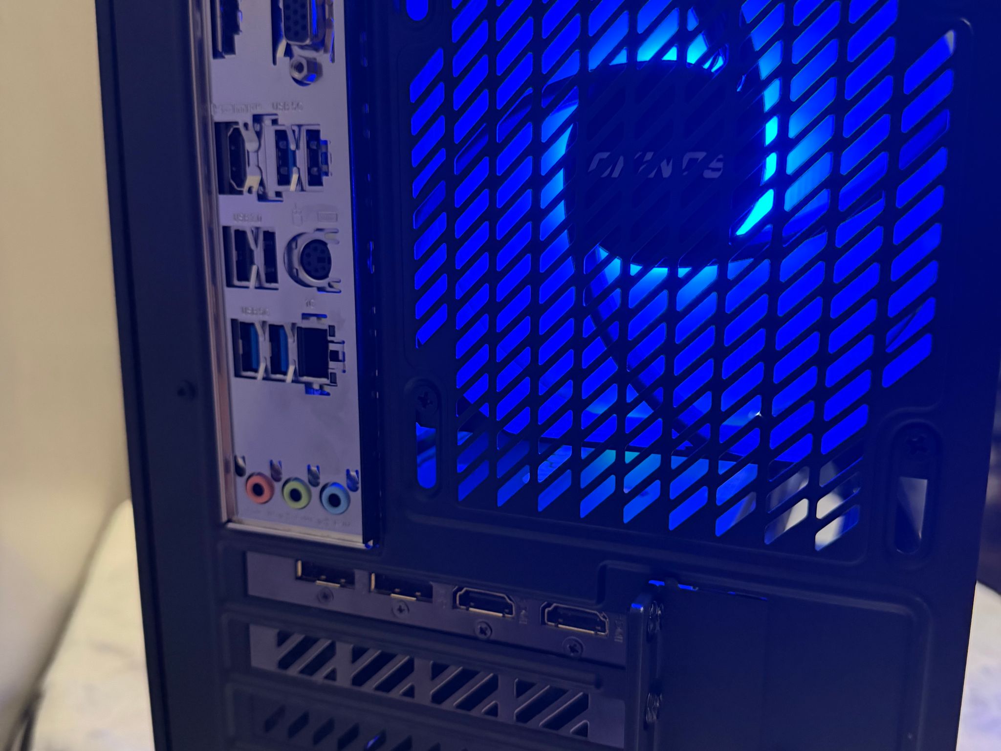 Radeon RX 7600 XT Custom Gaming PC - Ryzen 5 5500, 32GB RAM