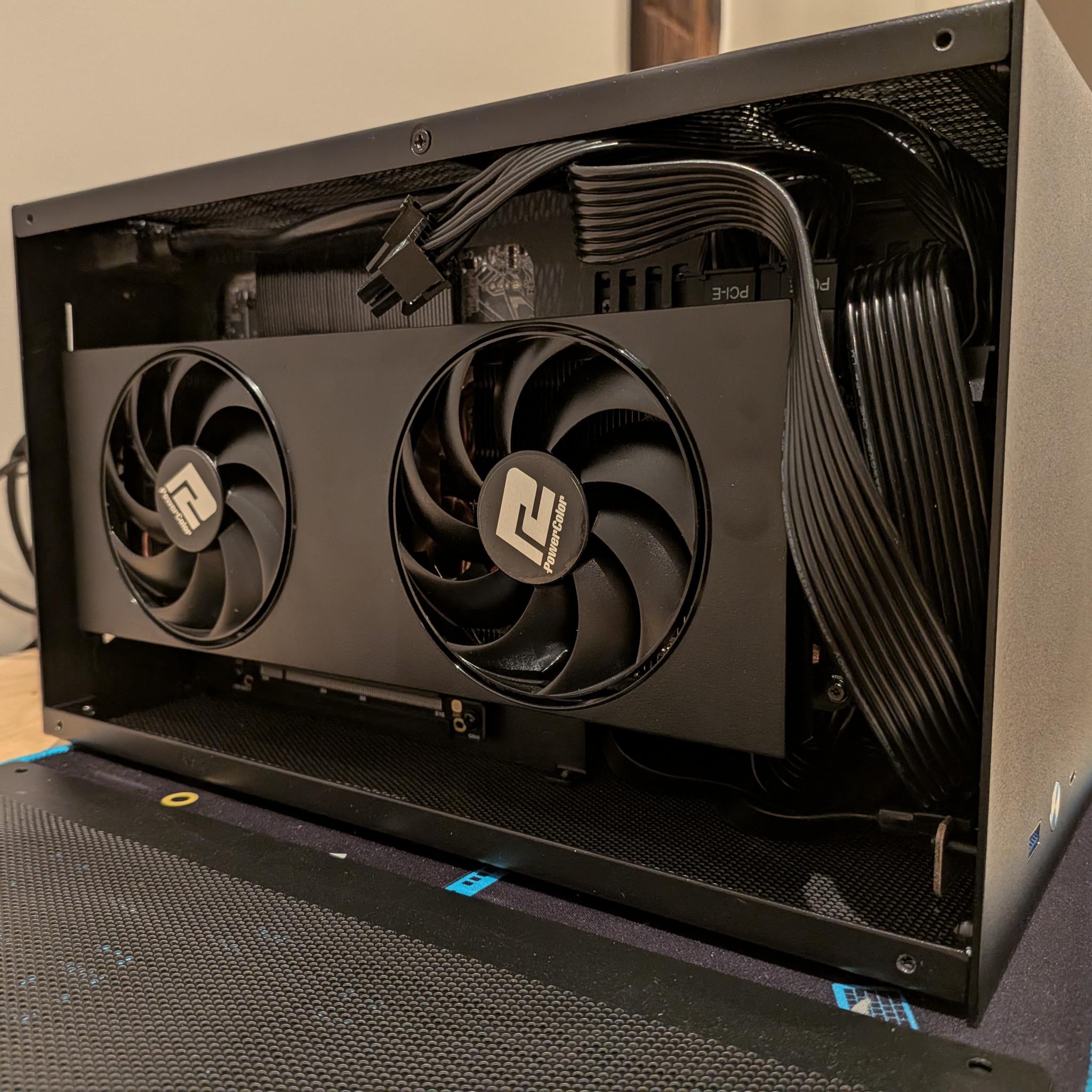1440p Wanderer - RX 7800 XT, Ryzen 5 7500X3D, 32 GB DDR5 RAM, 2TB NVMe SSD, Noctua