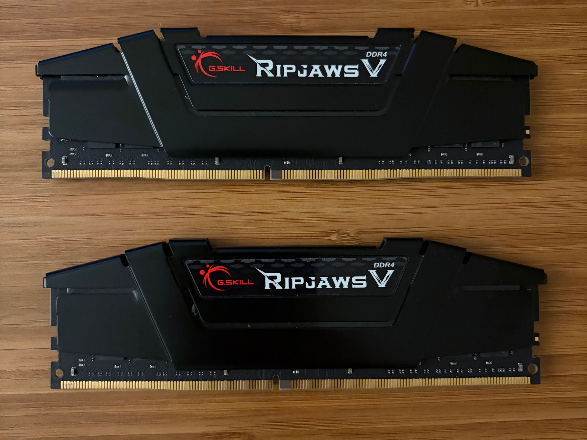 G.Skill Ripjaws V DDR4-3600 CL16-19-19-39 1.35V 32GB (2x16GB)