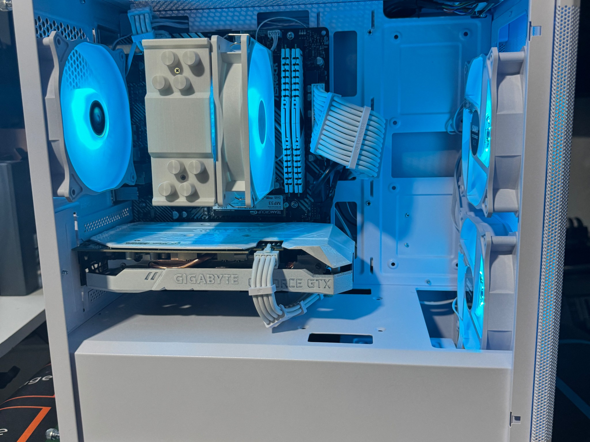 ❄️ S N O W ❄️ Gaming PC | Ryzen 5 3600 | GTX 1660 Ti | 16GB DDR4 | 512GB SSD