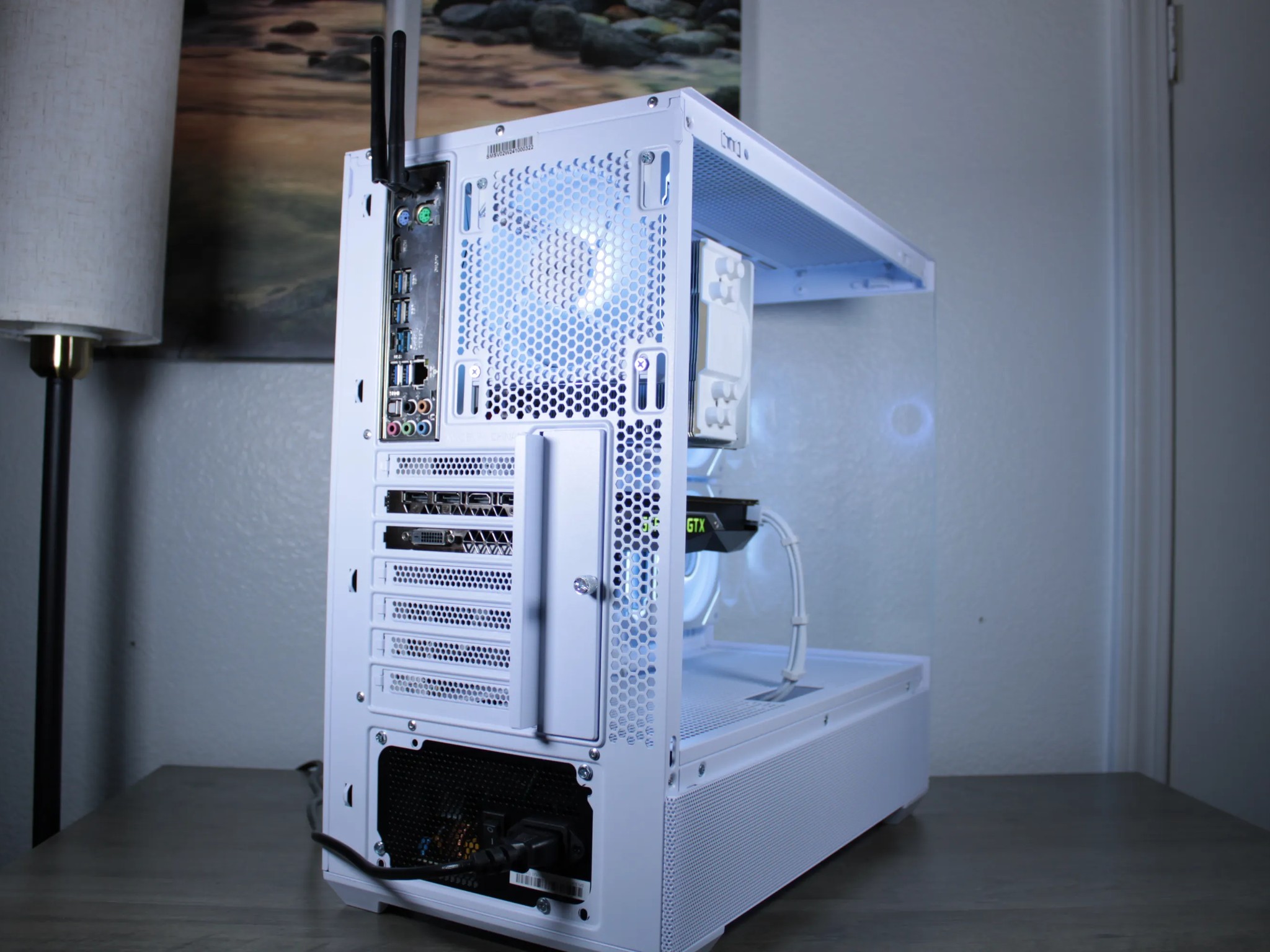 GTX 1080 | Ryzen 5 2600x | 1tb NVMe | 16gb 3200MHz Ram | WiFi+BlueTooth