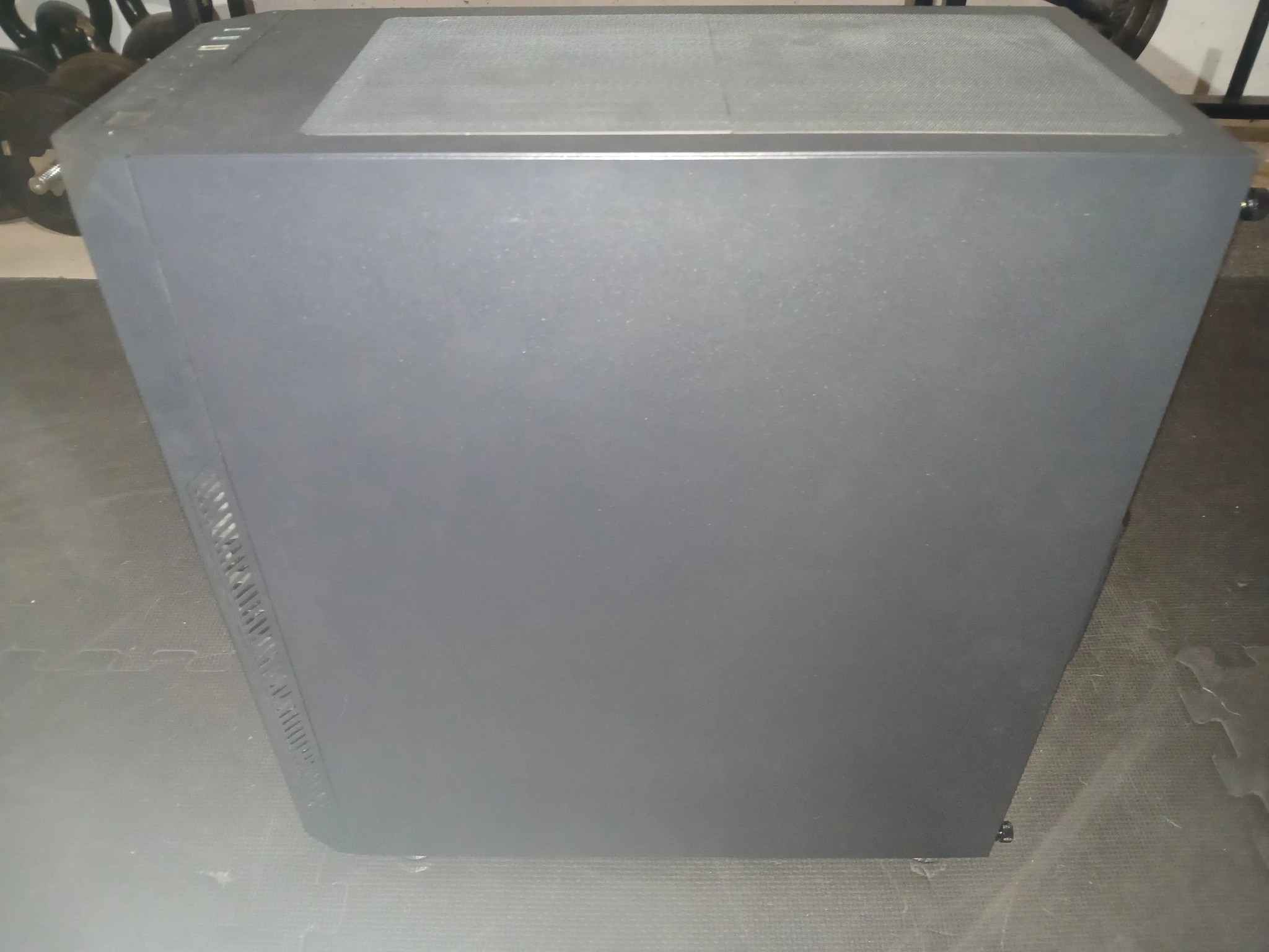 Rosewill ATX Mid Tower Gaming PC Computer Case Spectra D100