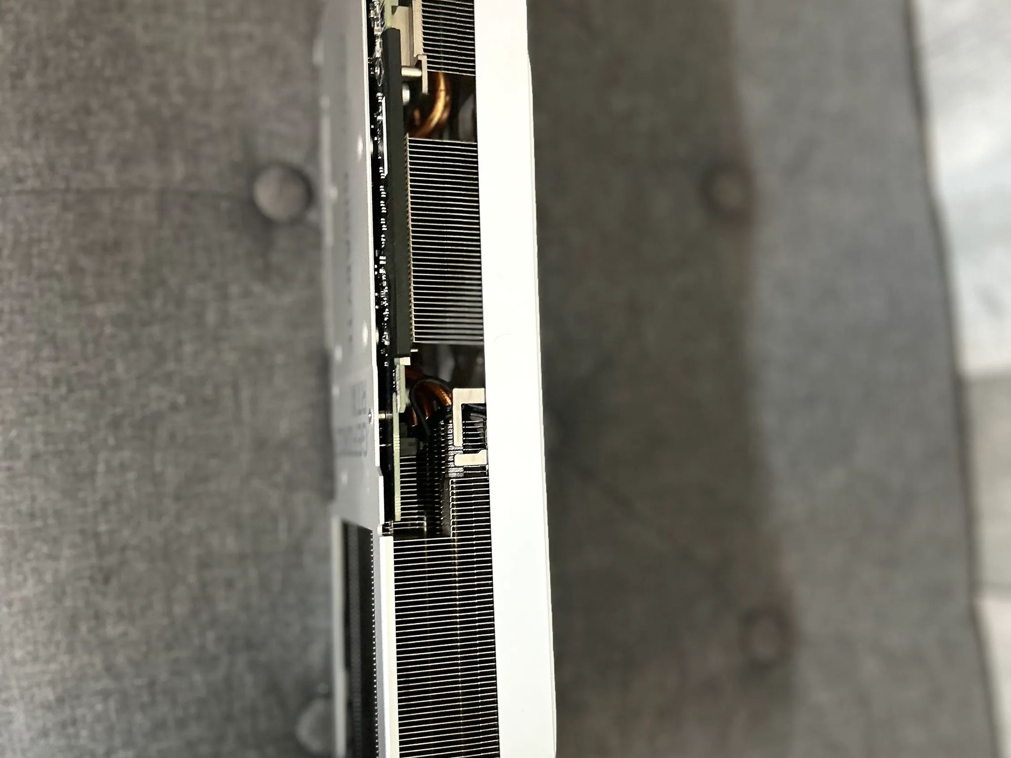 Lightly used Gigabyte RTX 4060 TI! Upgraded and just looking to sell it.