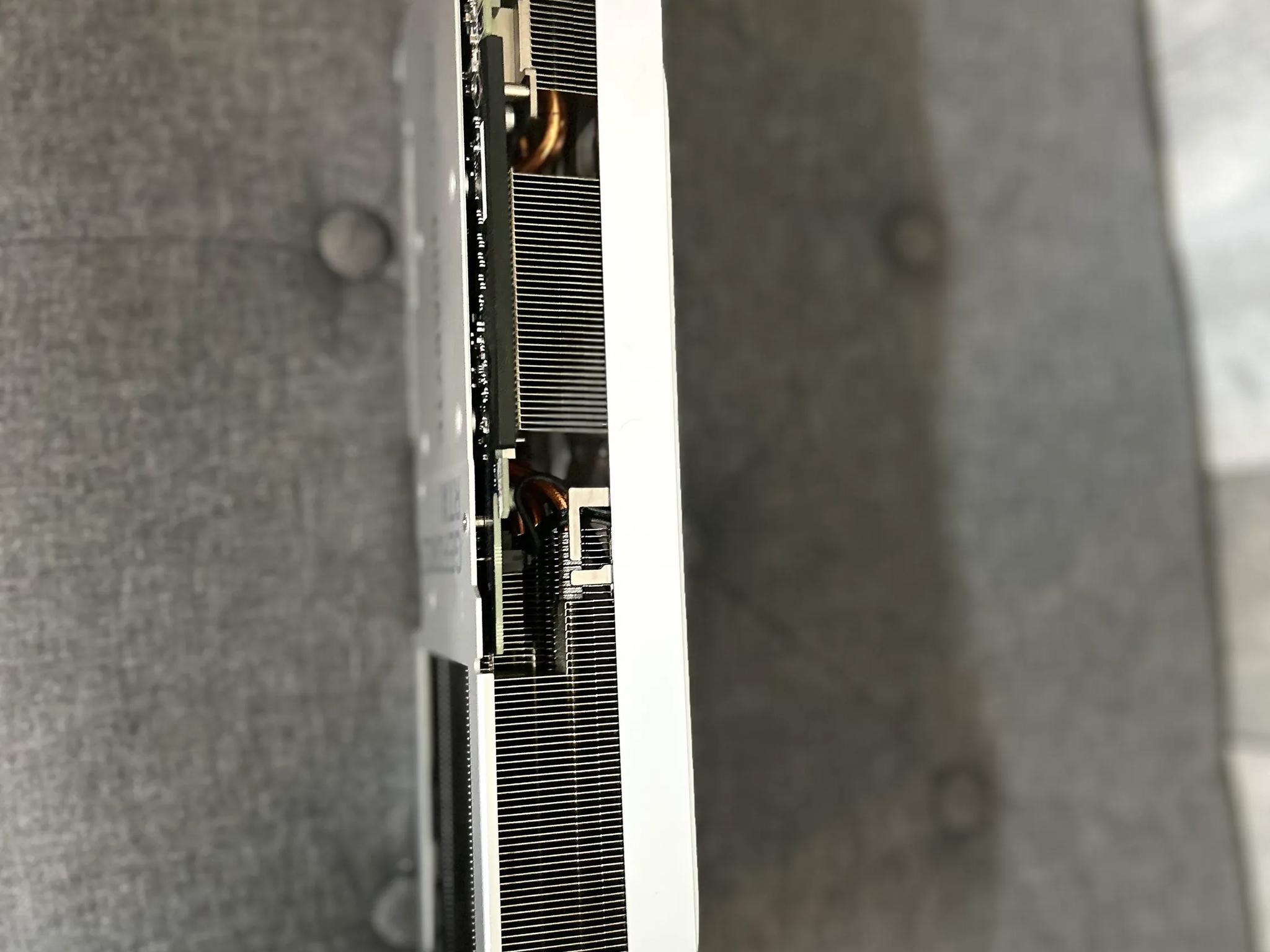 Lightly used Gigabyte RTX 4060 TI! Upgraded and just looking to sell it.