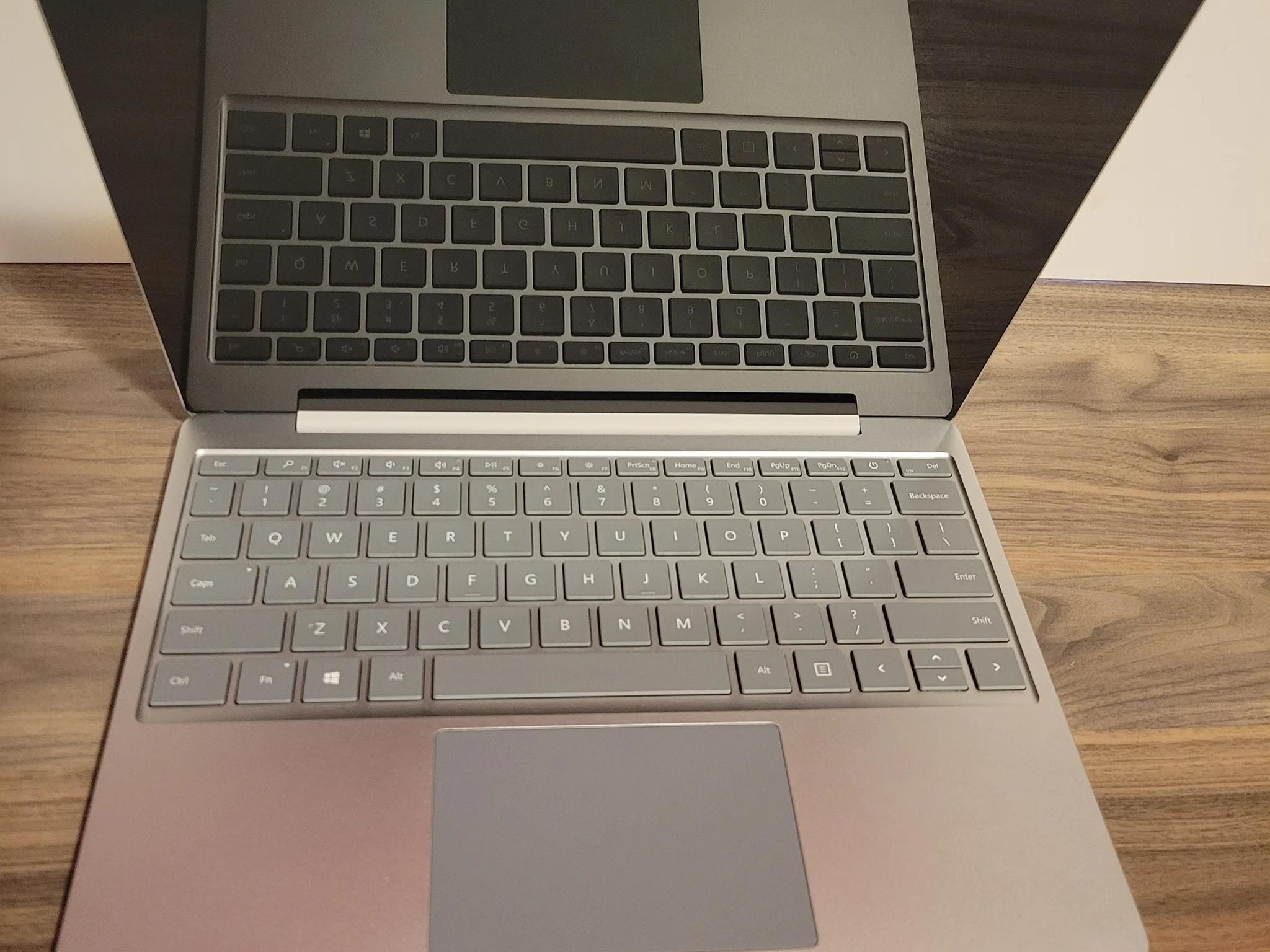 Microsoft Surface Laptop Go Touchscreen
