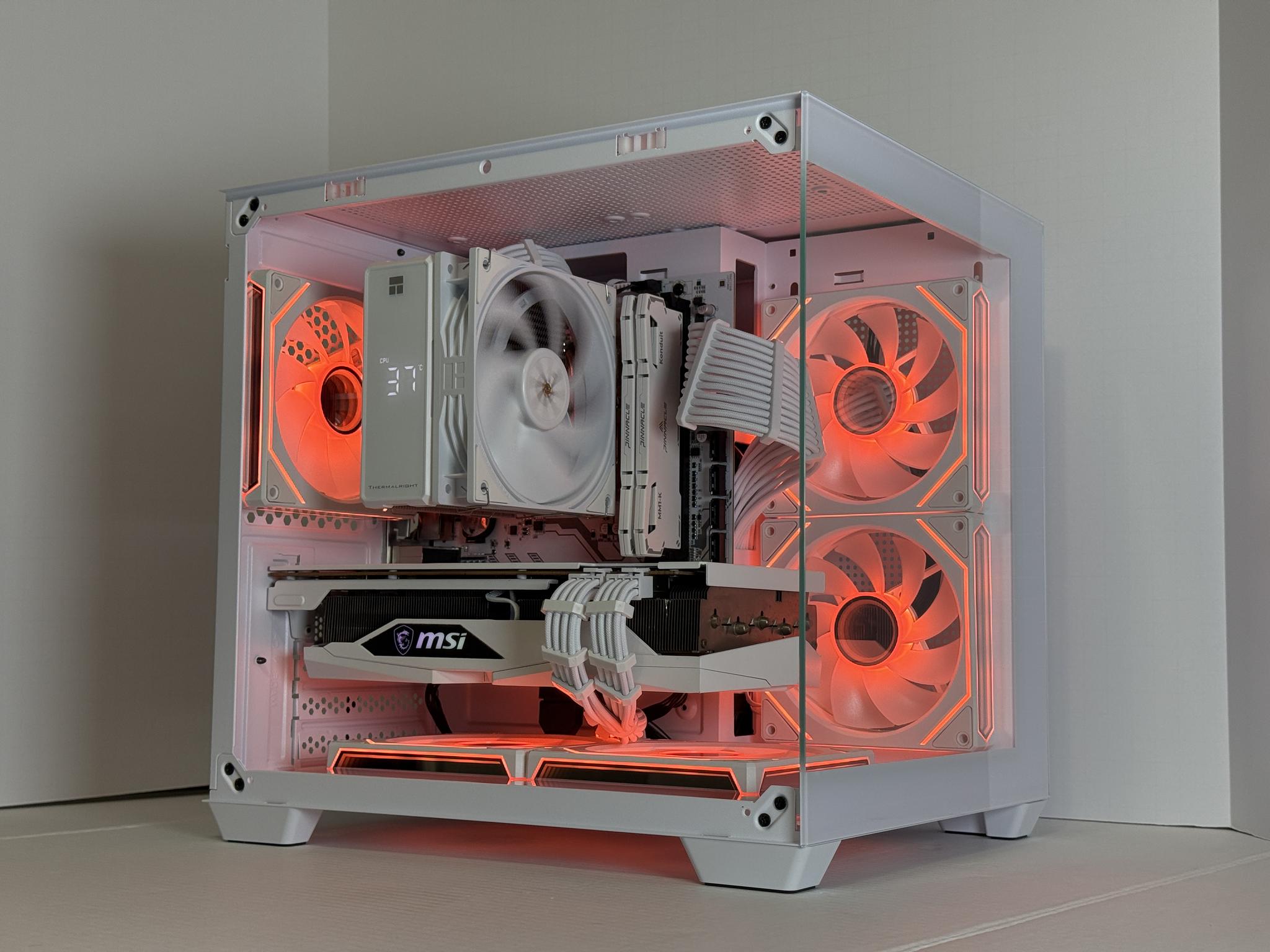Polar Beast 1440p | RX 6700 XT | Ryzen 5 5600 | 1TB NVMe