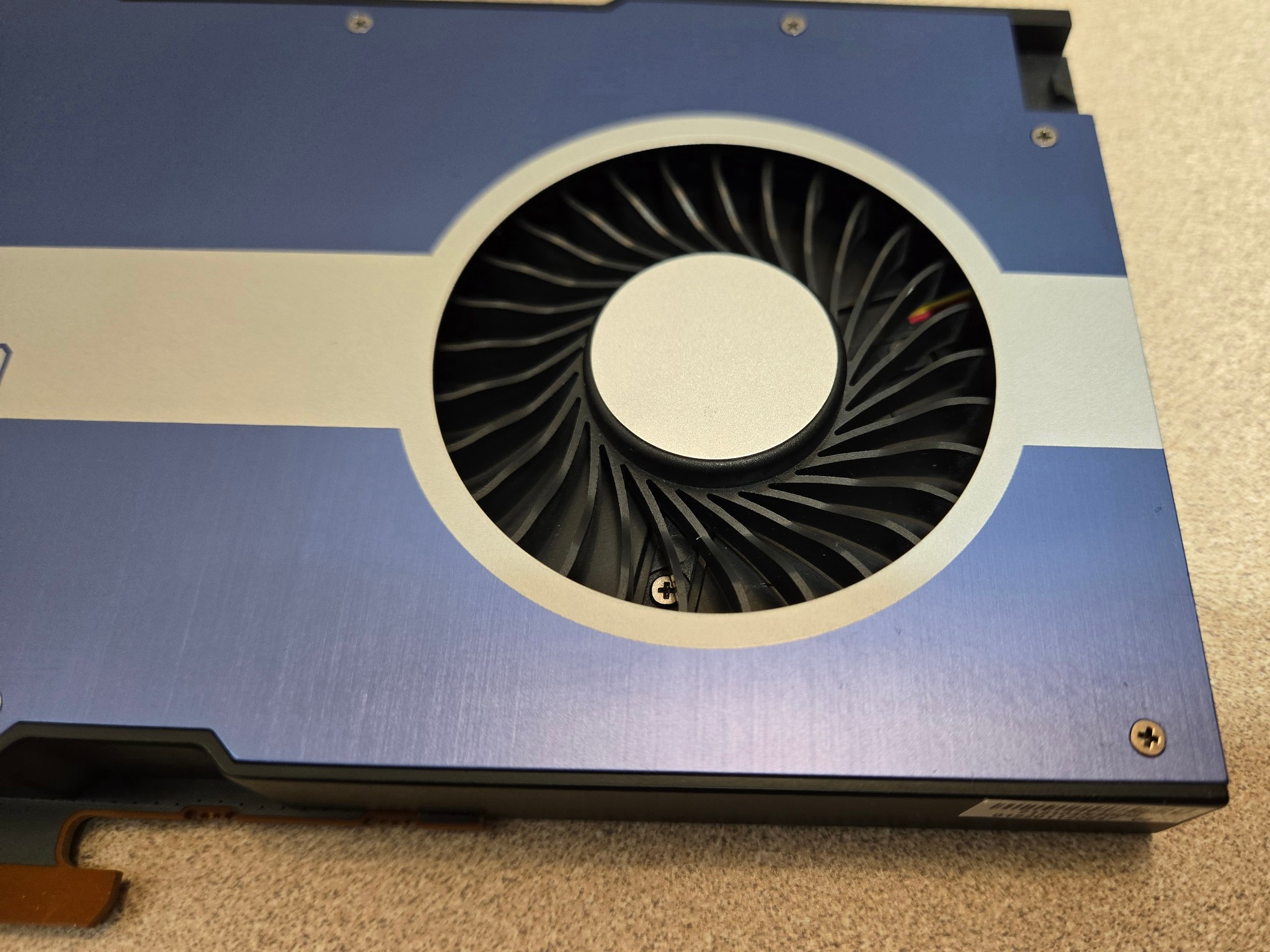 AMD Radeon W5500 PRO 8GB