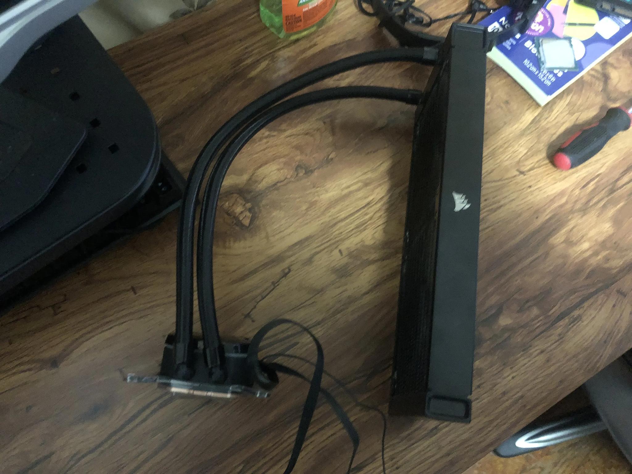 Corsair H100i Pro RGB XT + 2 Noctua Redux 120mm Fans