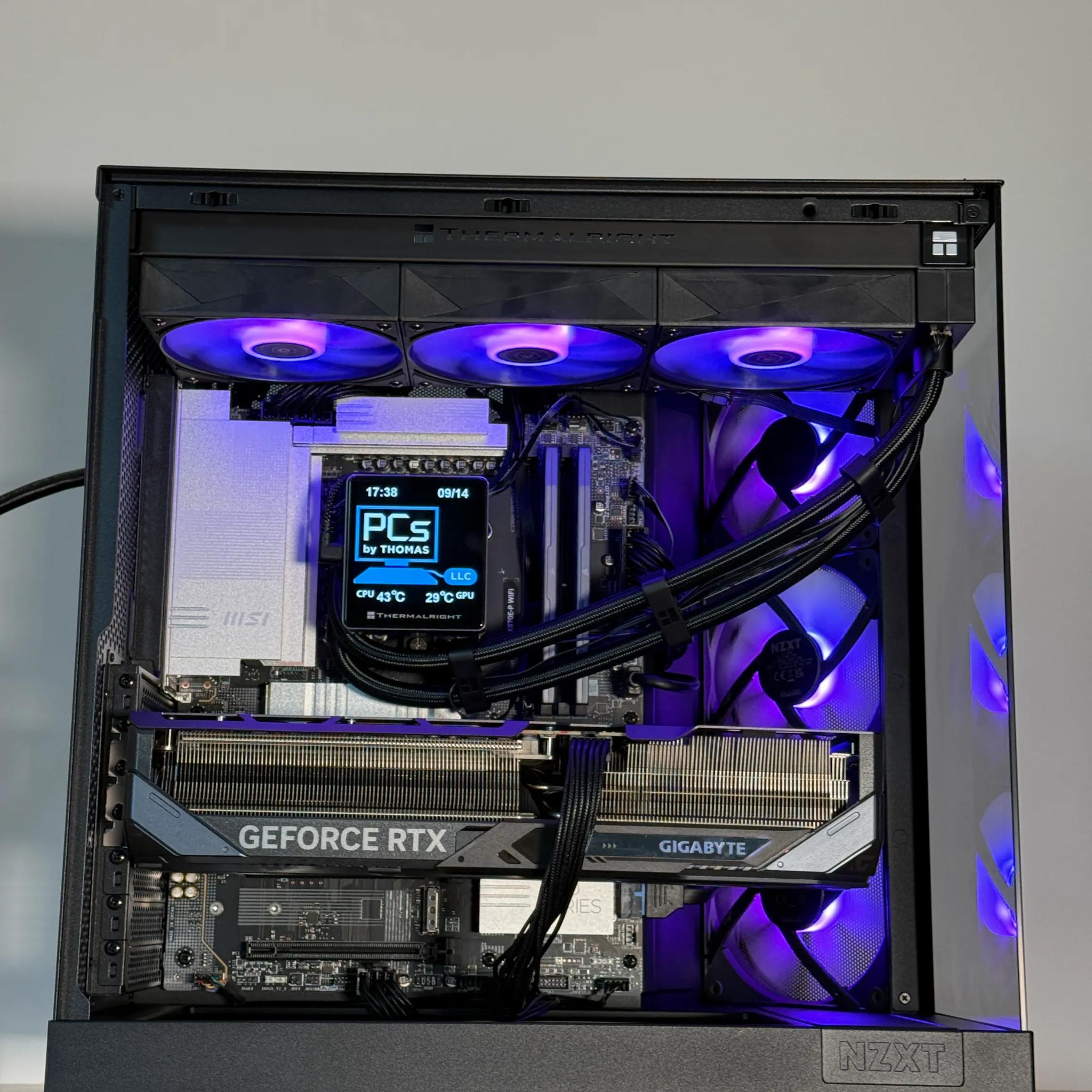 RTX 5090 Ryzen 7 9800x3d Gaming C