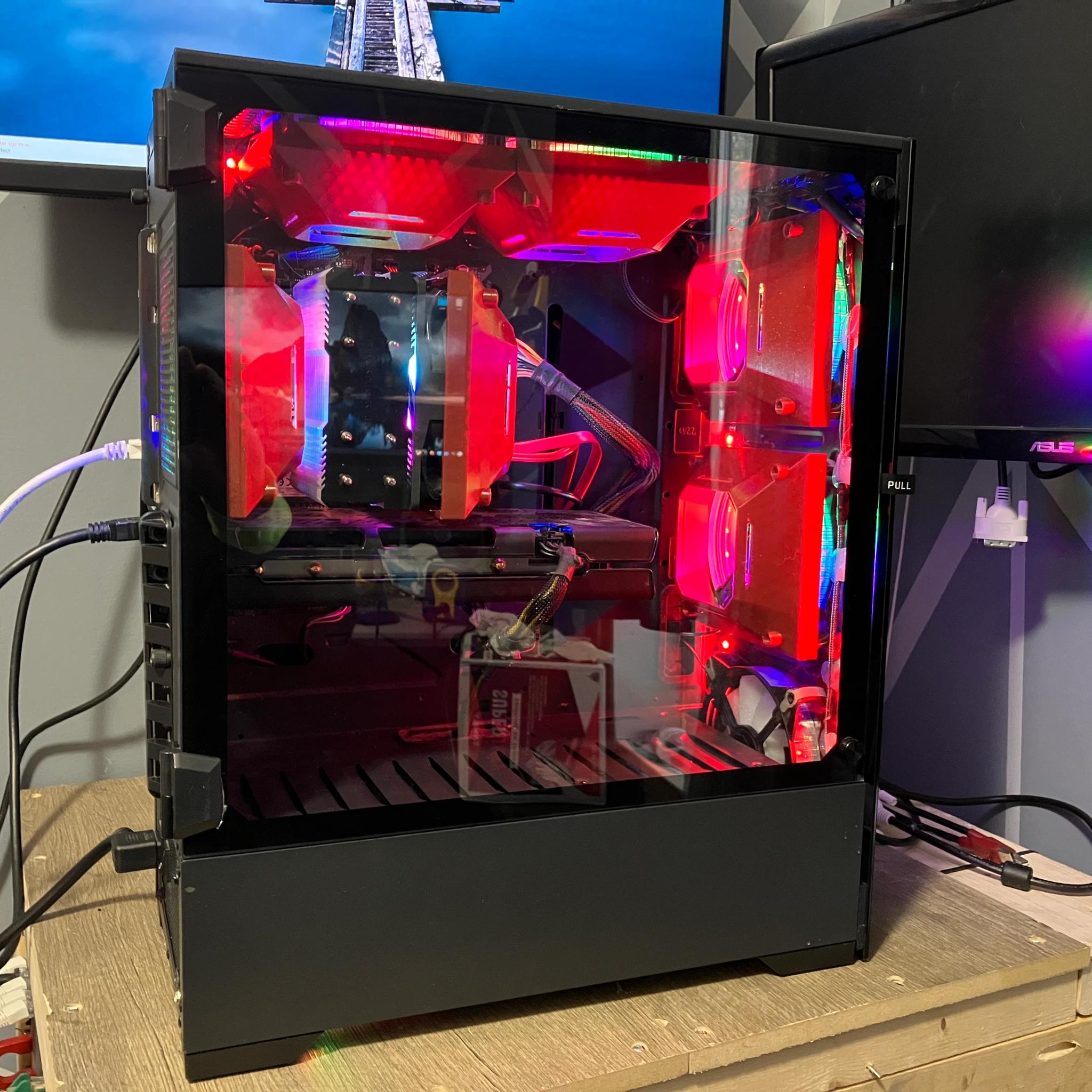 i5-9400f | RX 5500 XT | 16 GB Ram | 512 GB NVMe | 2 x 1 TB Game HDD | 700W PSU | Win 11 Pro