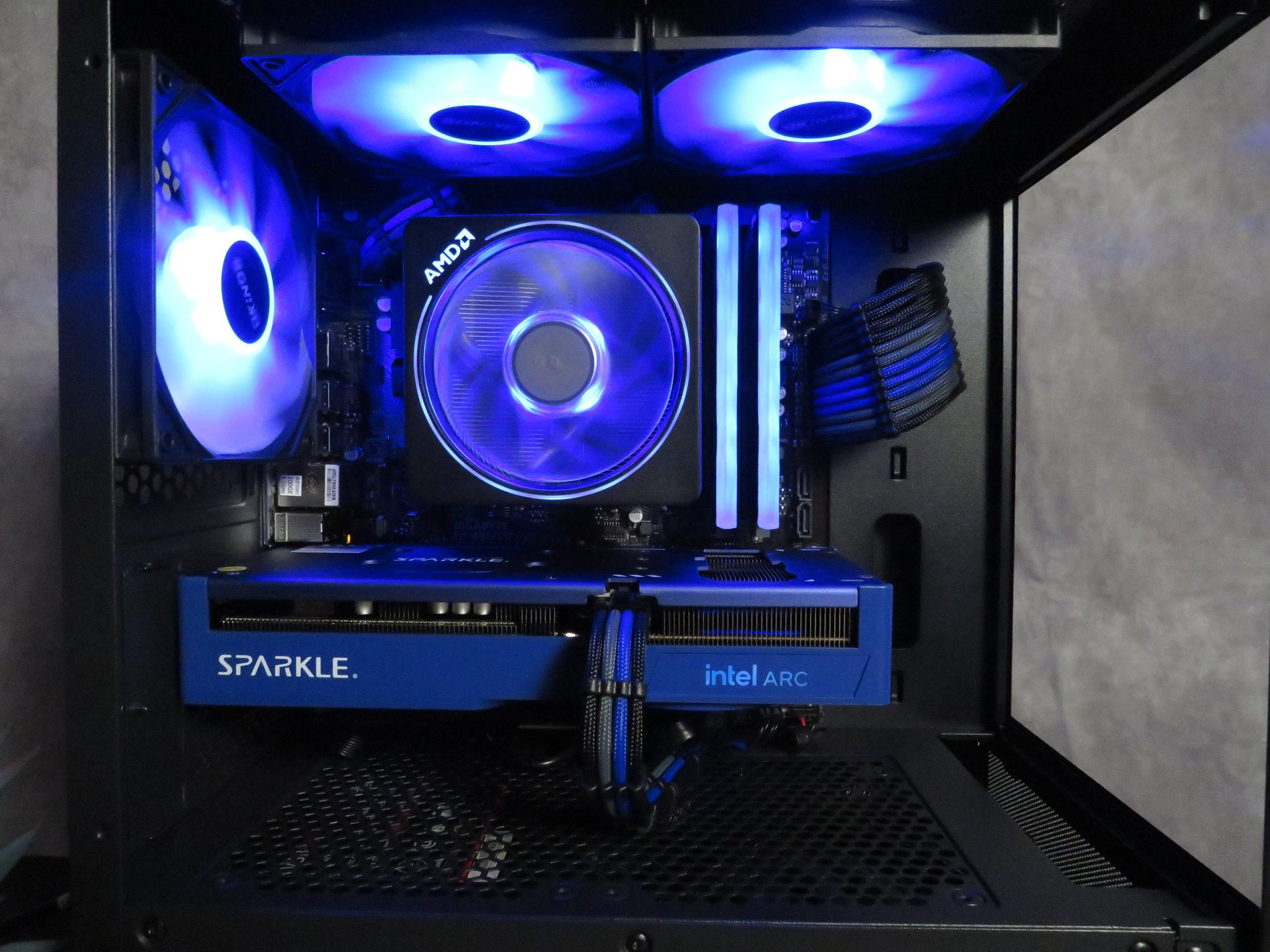 Intel Arc Gaming: Ryzen 5 3600X + Sparkle Arc B570 + 16 GB DDR4 + 1 TB NVME