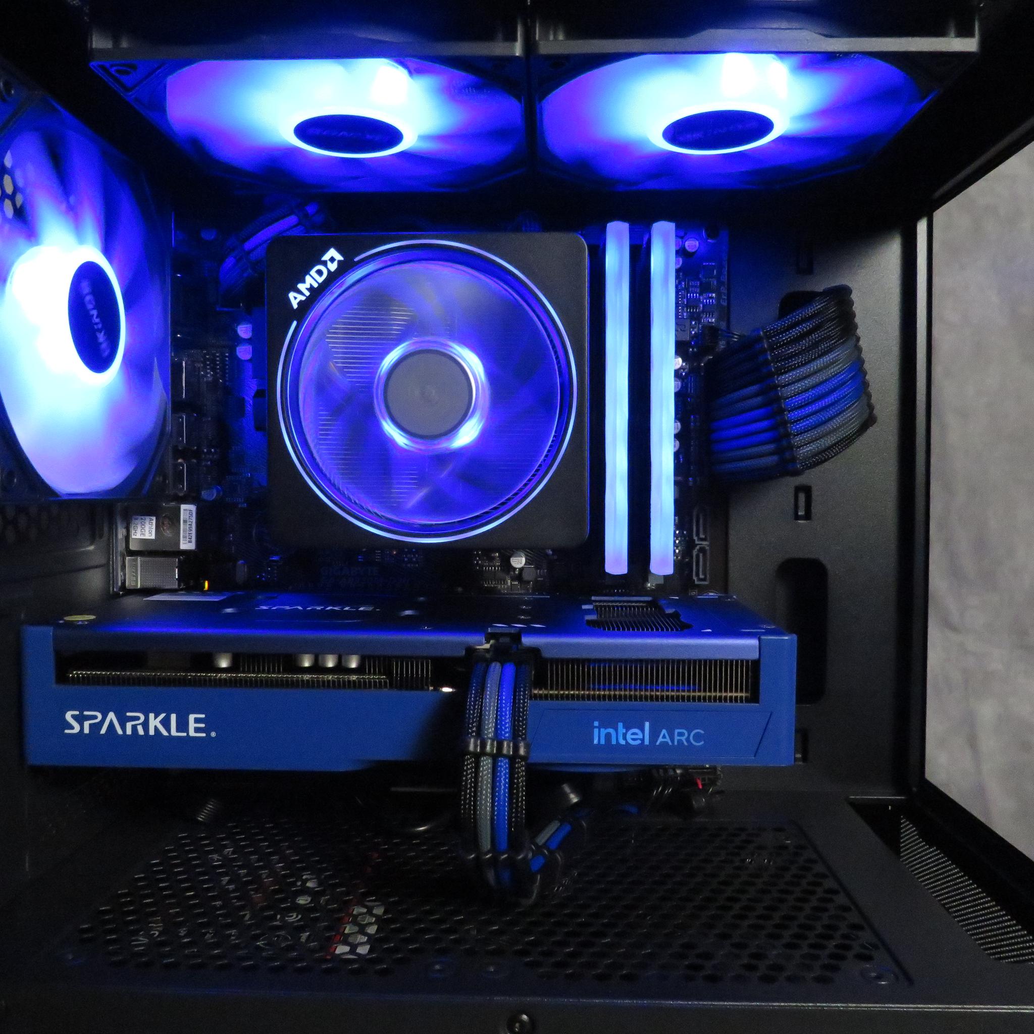 Intel Arc Gaming: Ryzen 5 3600X + Sparkle Arc B570 + 16 GB DDR4 + 1 TB NVME