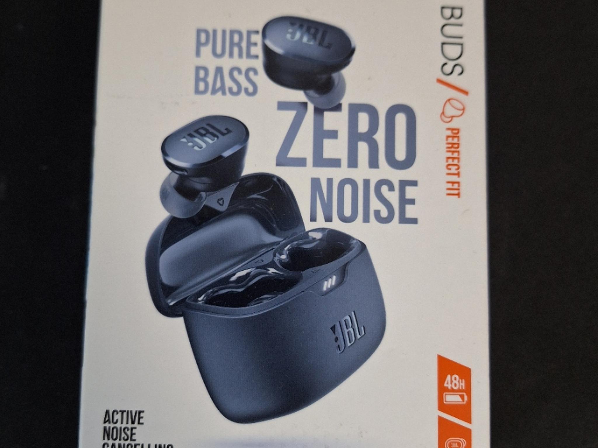 JBL TUNE BUDS Earbuds