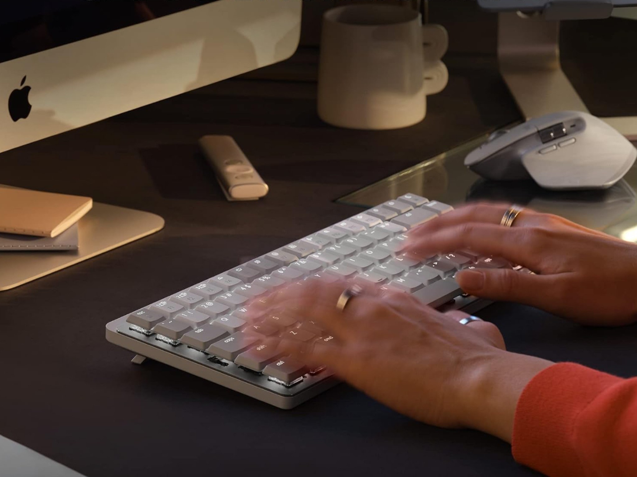 Logitech MX Mechanical Mini Wireless Illuminated Keyboard, Low-Profile Switches, Tactile Quiet Keys,