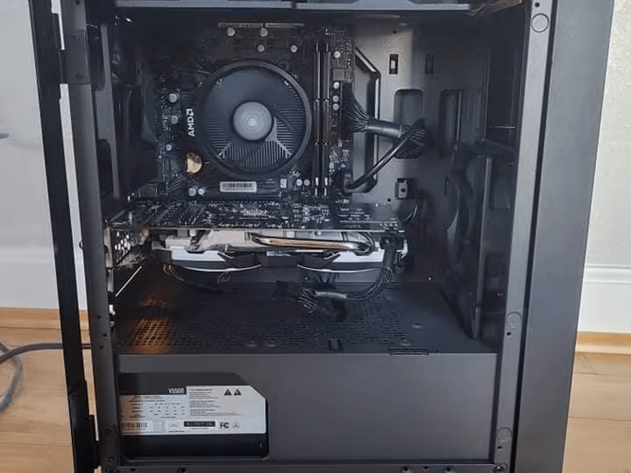 Ryzen w/ 570 8GB, Gaming PC