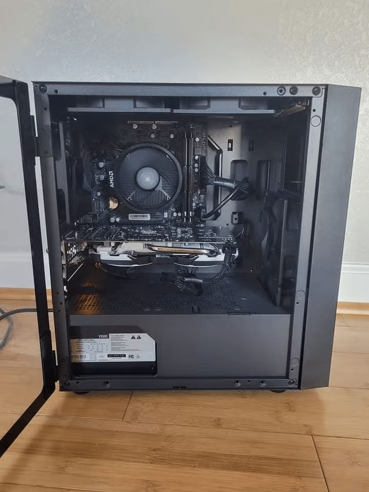 Ryzen w/ 570 8GB, Gaming PC
