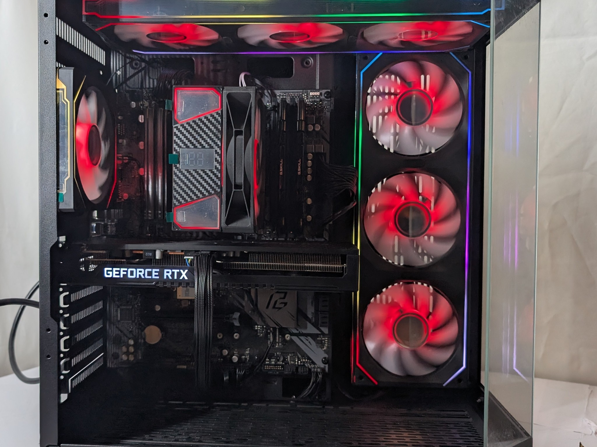 RTX 3070 | RYZEN  5 3600 | 32GB DDR4 | 1TB NVME | 750W PSU