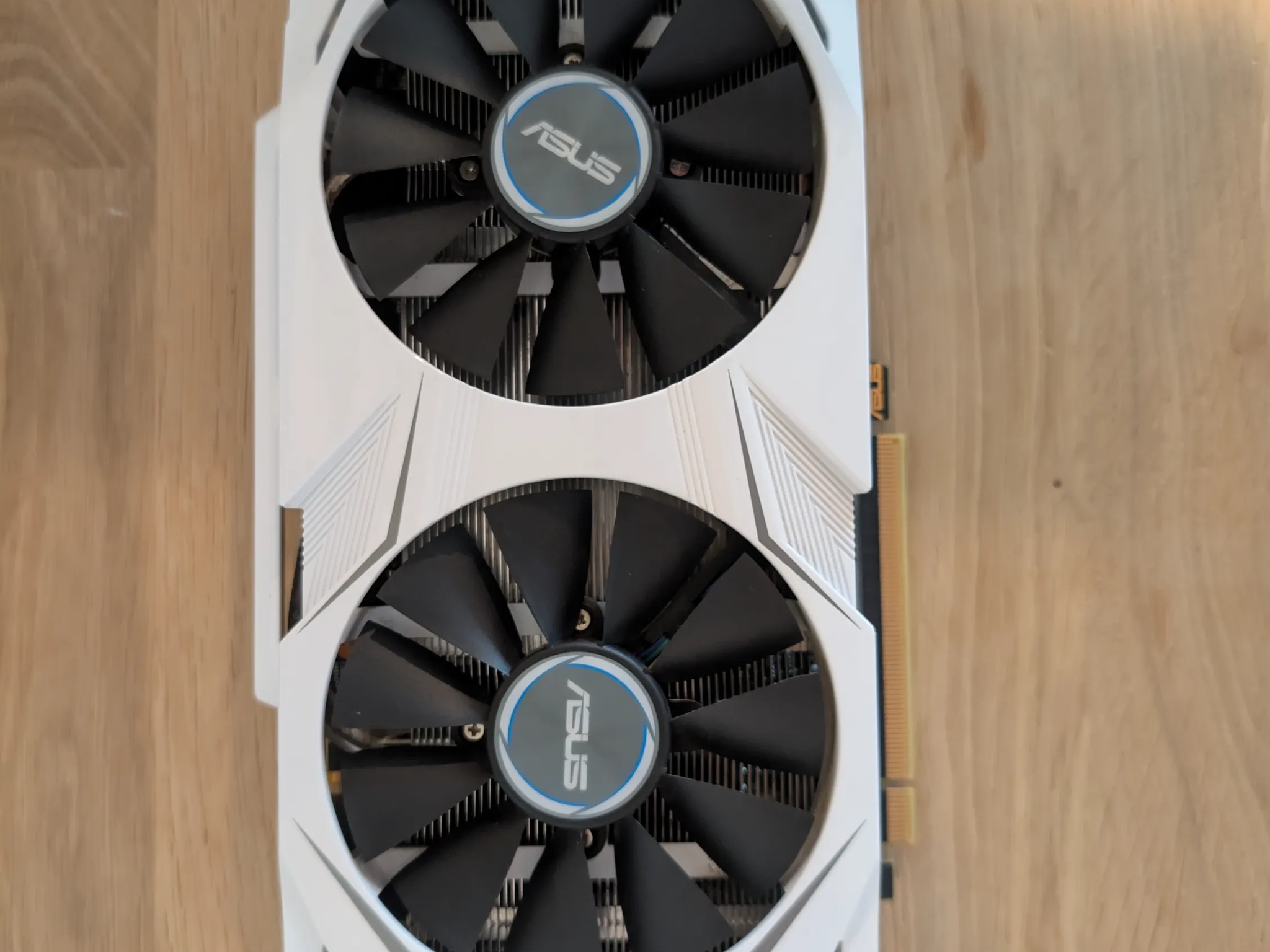 GeForce Dual GTX 1070 Gaming x 8G