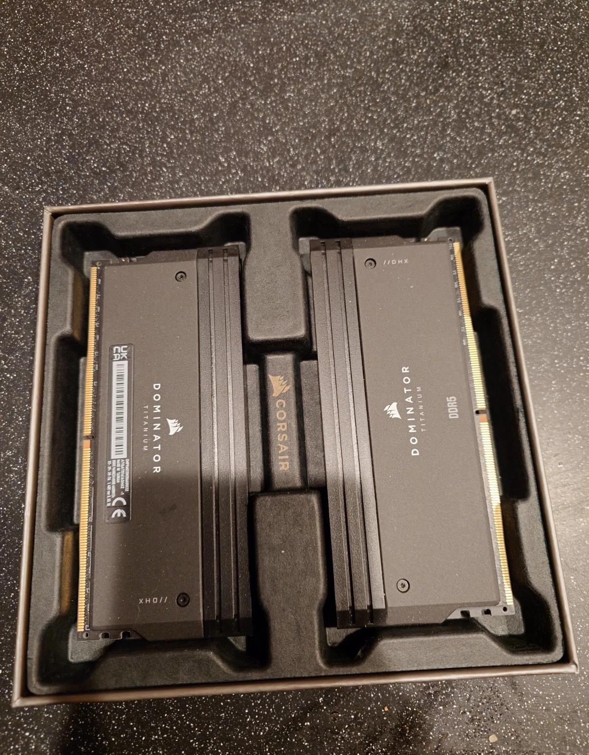 SELLING CORSAIR DOMINATOR TITANIUM 96GB (2 x 48GB) PC5-52800 (DDR5-6600) DIMM RGB Memory