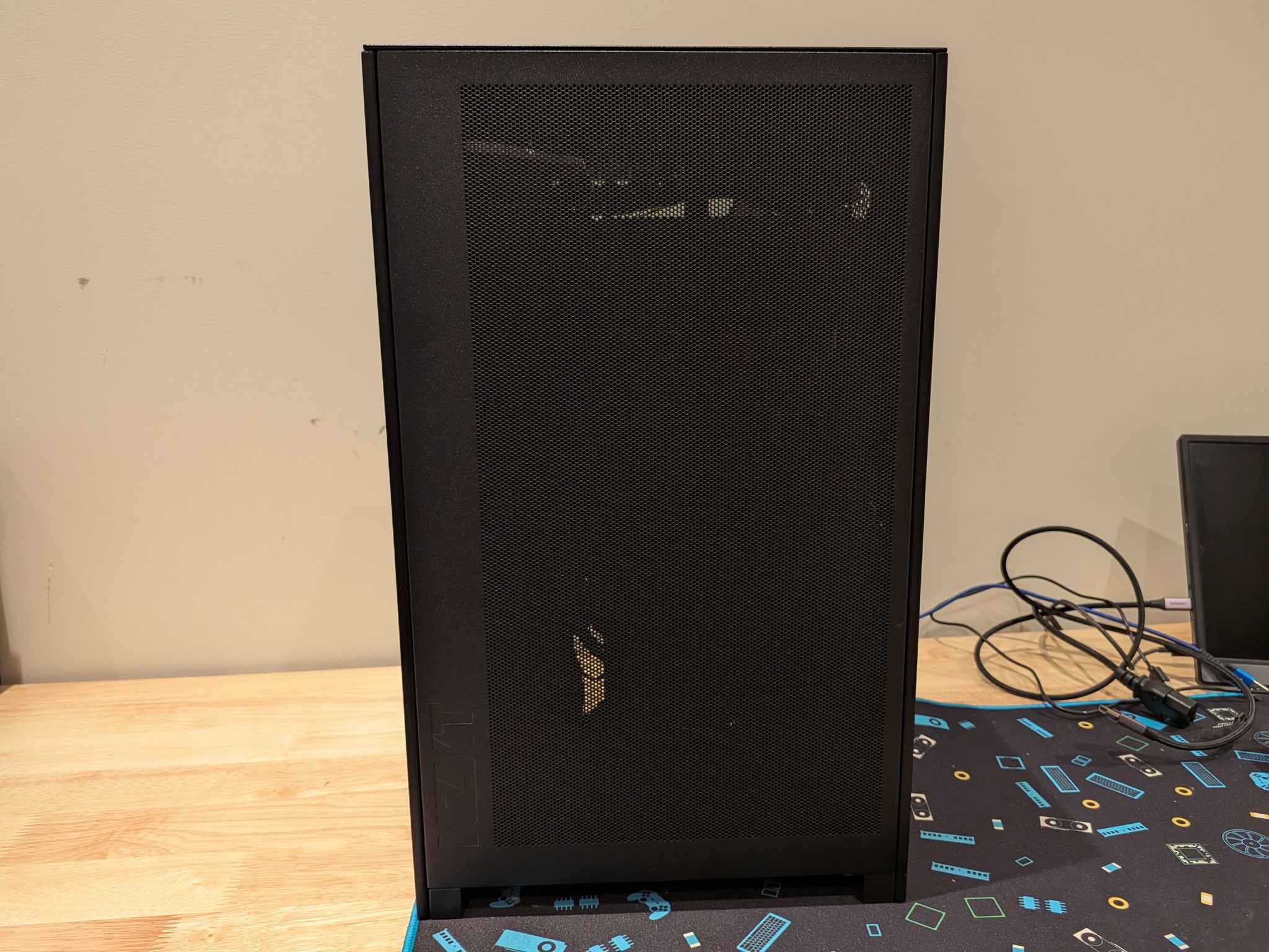 4K Workflow - RTX 5080, Ryzen 9 9900X, 64 GB DDR5, 2 TB Gen 4 NVME, RGB, Liquid Cooled